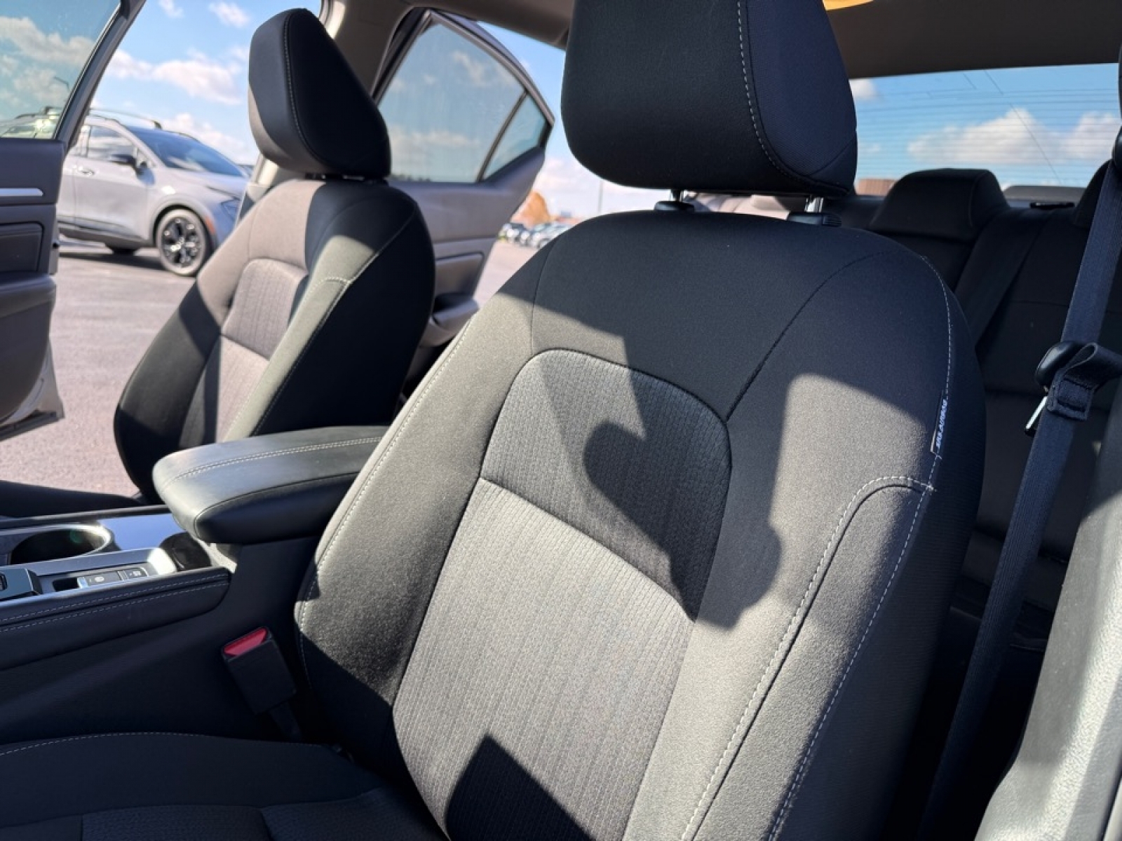 2023 Nissan Altima SV Intelligent AWD, 39012, Photo