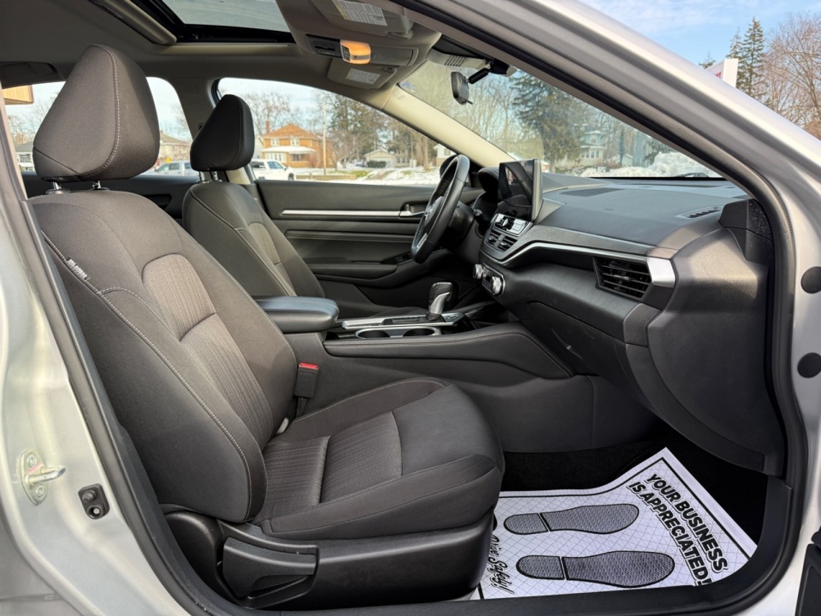 2023 Nissan Altima SV Intelligent AWD, 39256, Photo