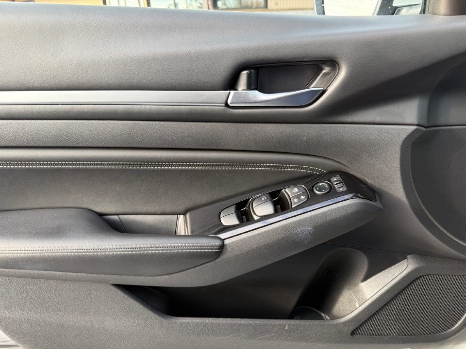 2023 Nissan Altima SV Intelligent AWD, 39256, Photo