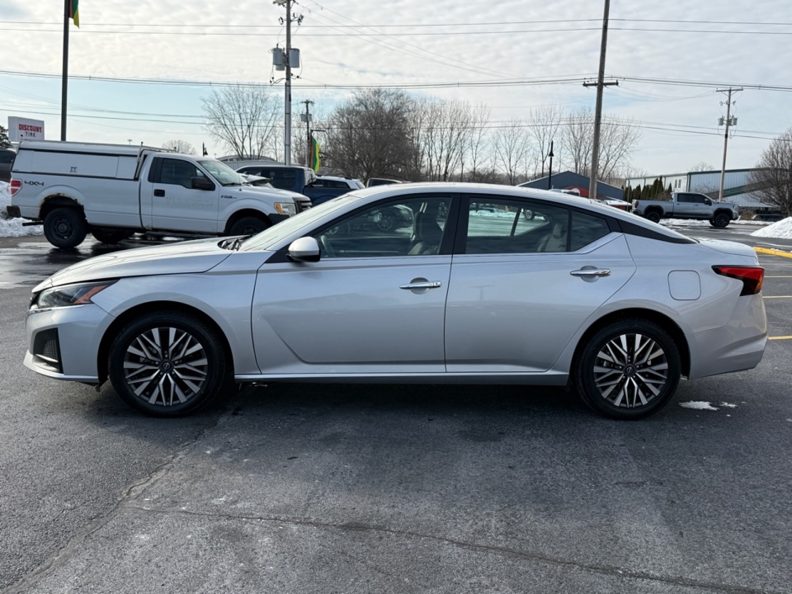 2023 Nissan Altima SV Intelligent AWD, 39256, Photo