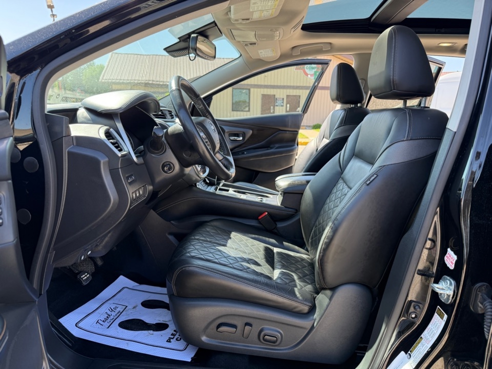 2023 Nissan Murano Platinum photo 7