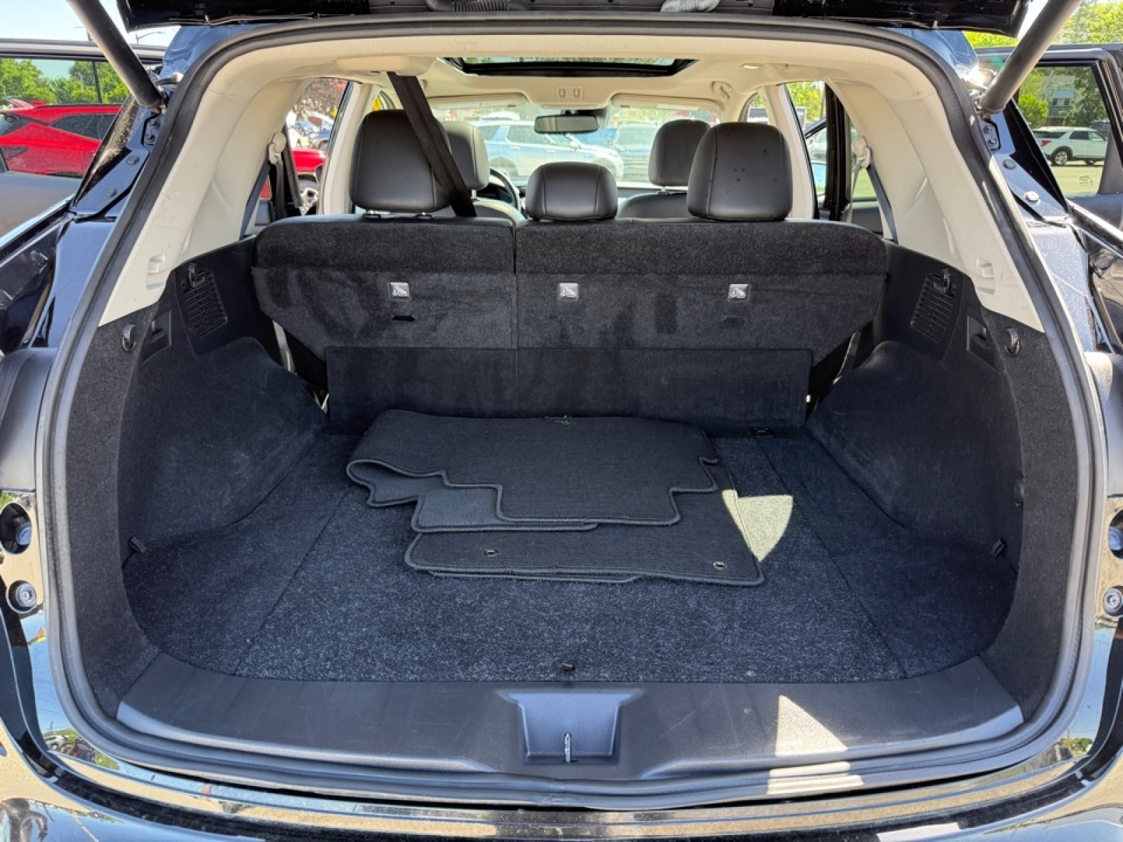 2023 Nissan Murano Platinum photo 15