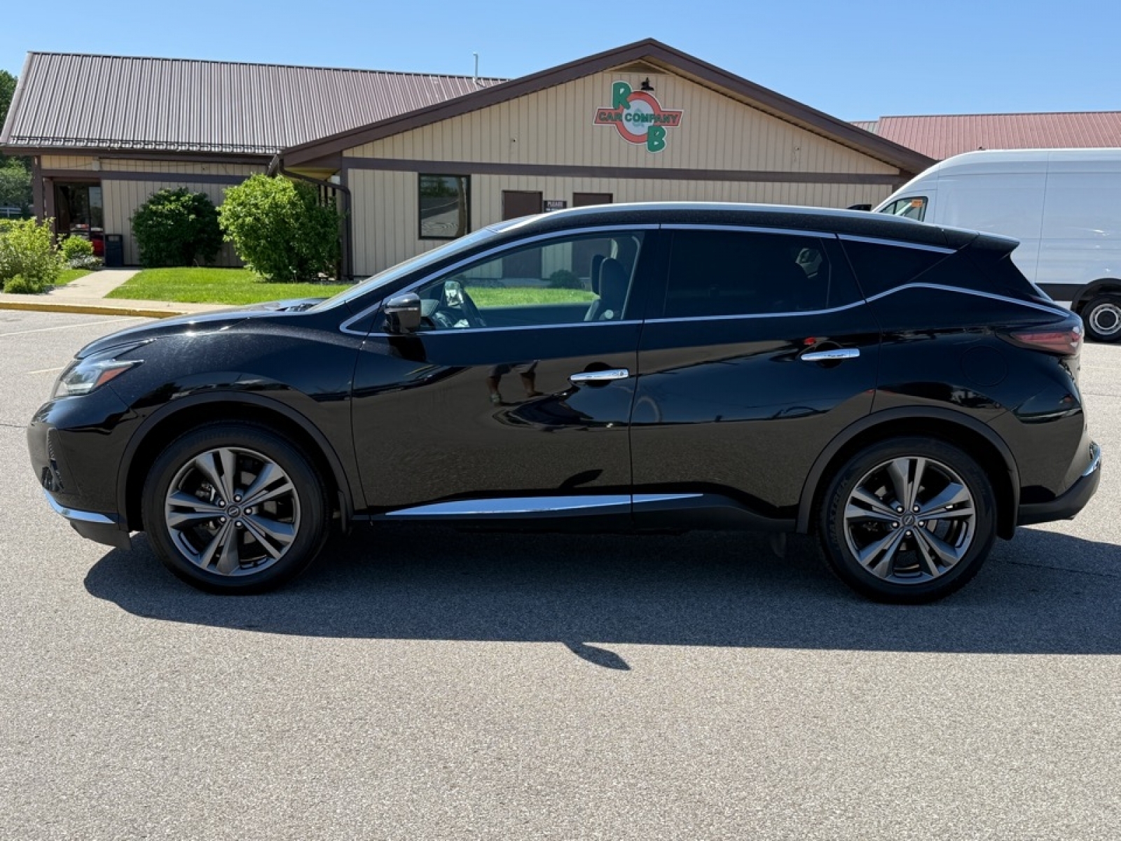 2023 Nissan Murano Platinum photo 2