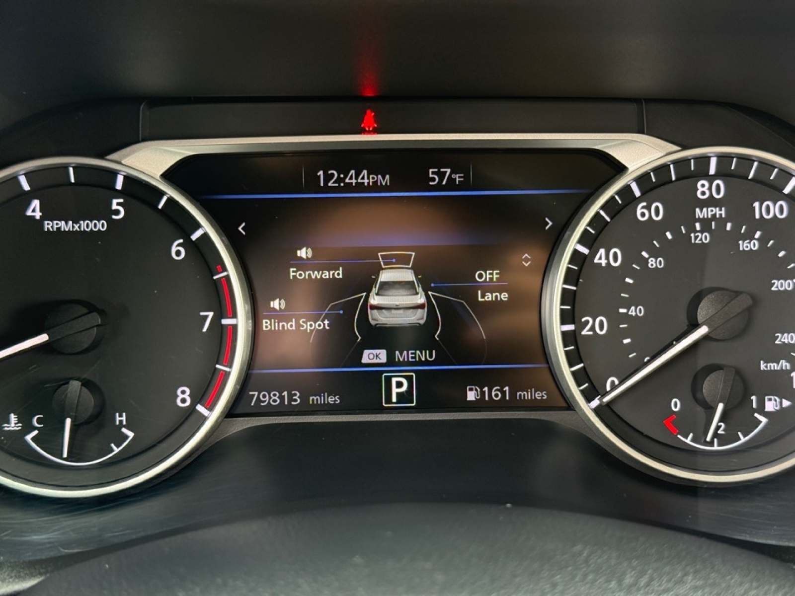 2023 Nissan Sentra SV Xtronic CVT, 39546, Photo