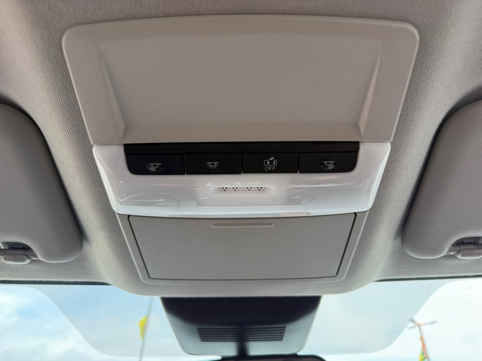 2023 Nissan Sentra SV Xtronic CVT, 39546, Photo