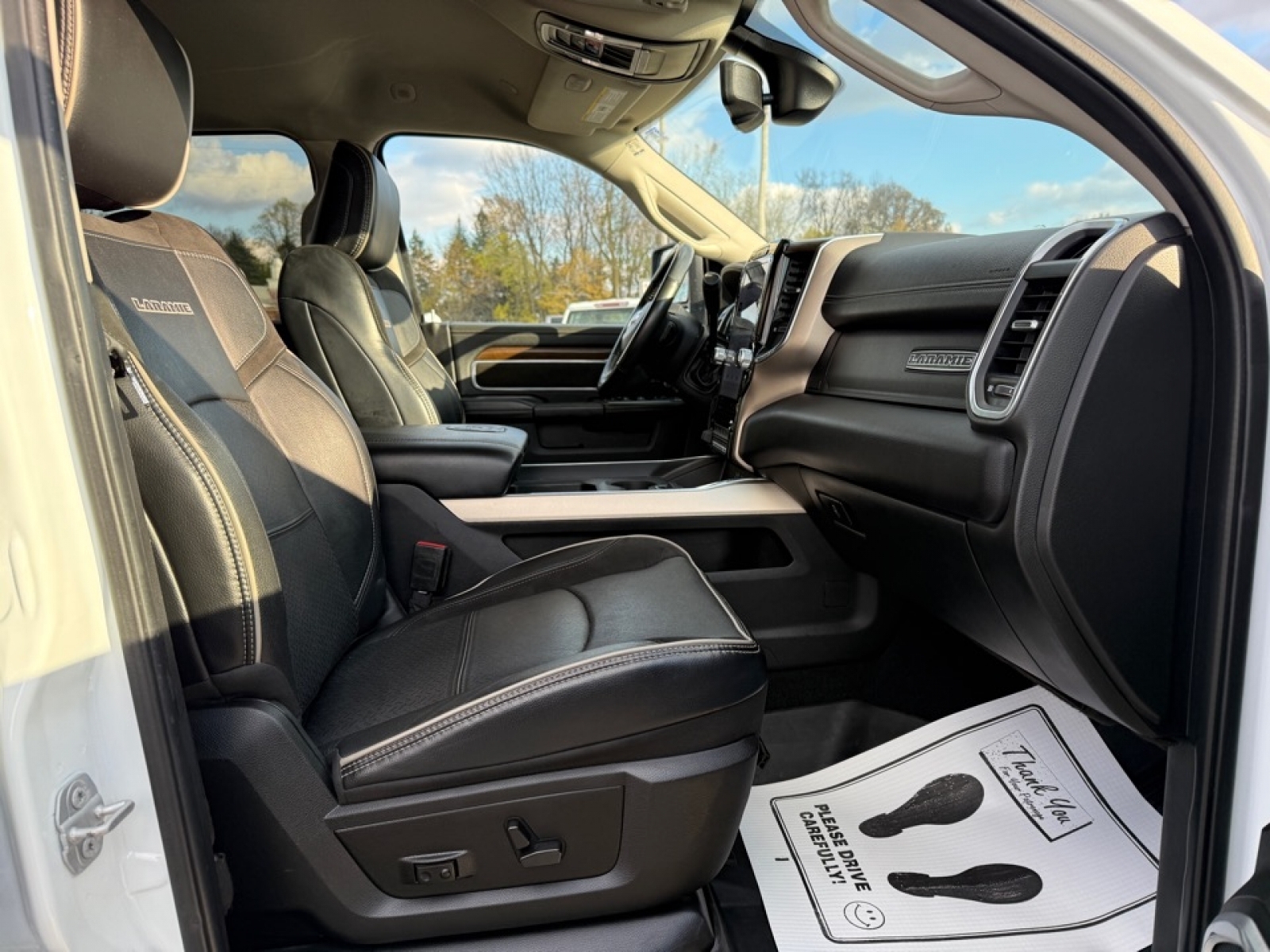 2023 Ram 2500 Laramie Crew Cab 4x4 6'4