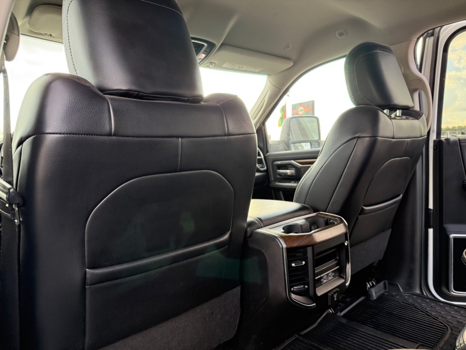 2023 Ram 2500 Laramie Crew Cab 4x4 6'4