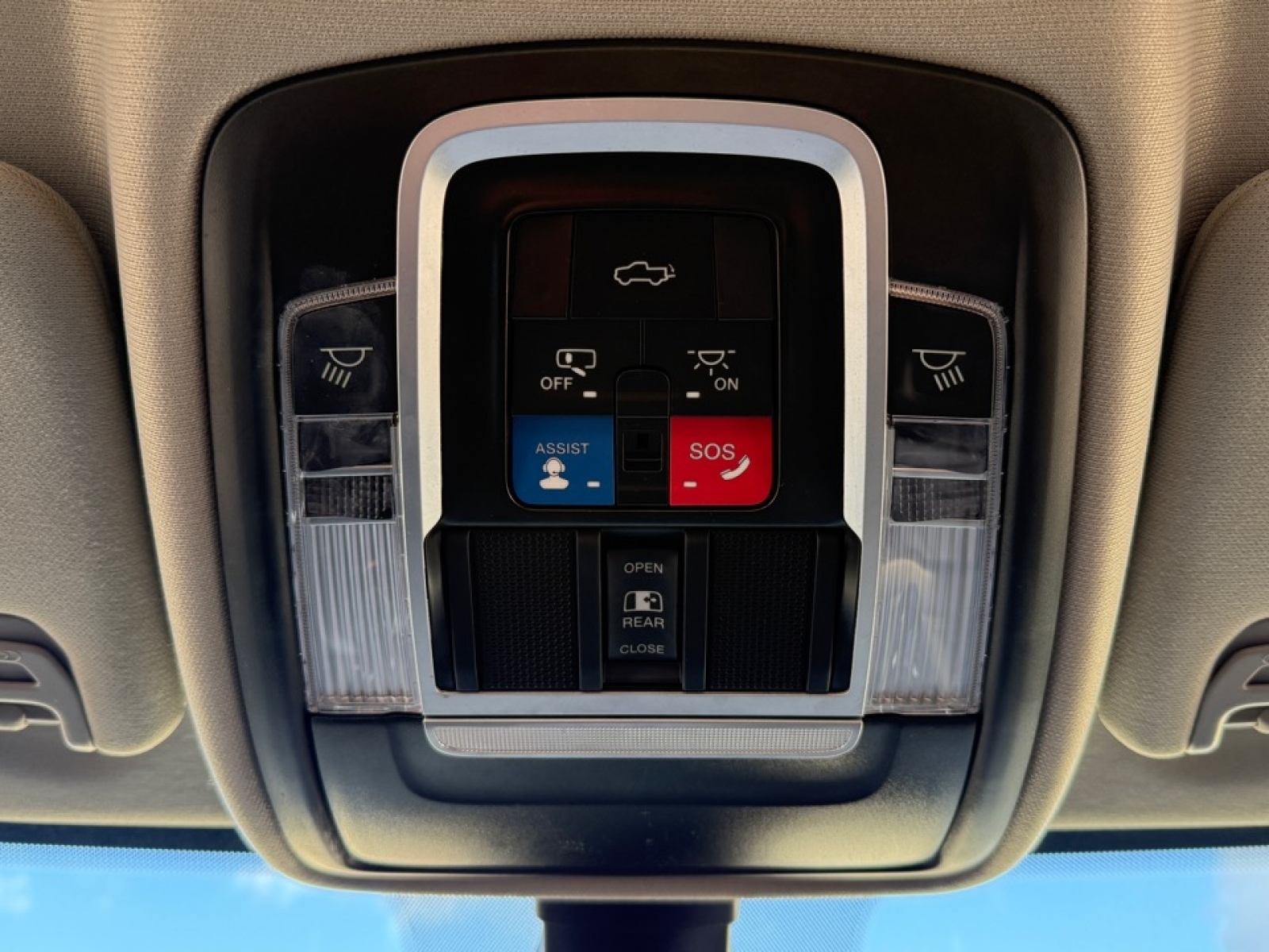 2023 Ram 2500 Laramie Crew Cab 4x4 6'4