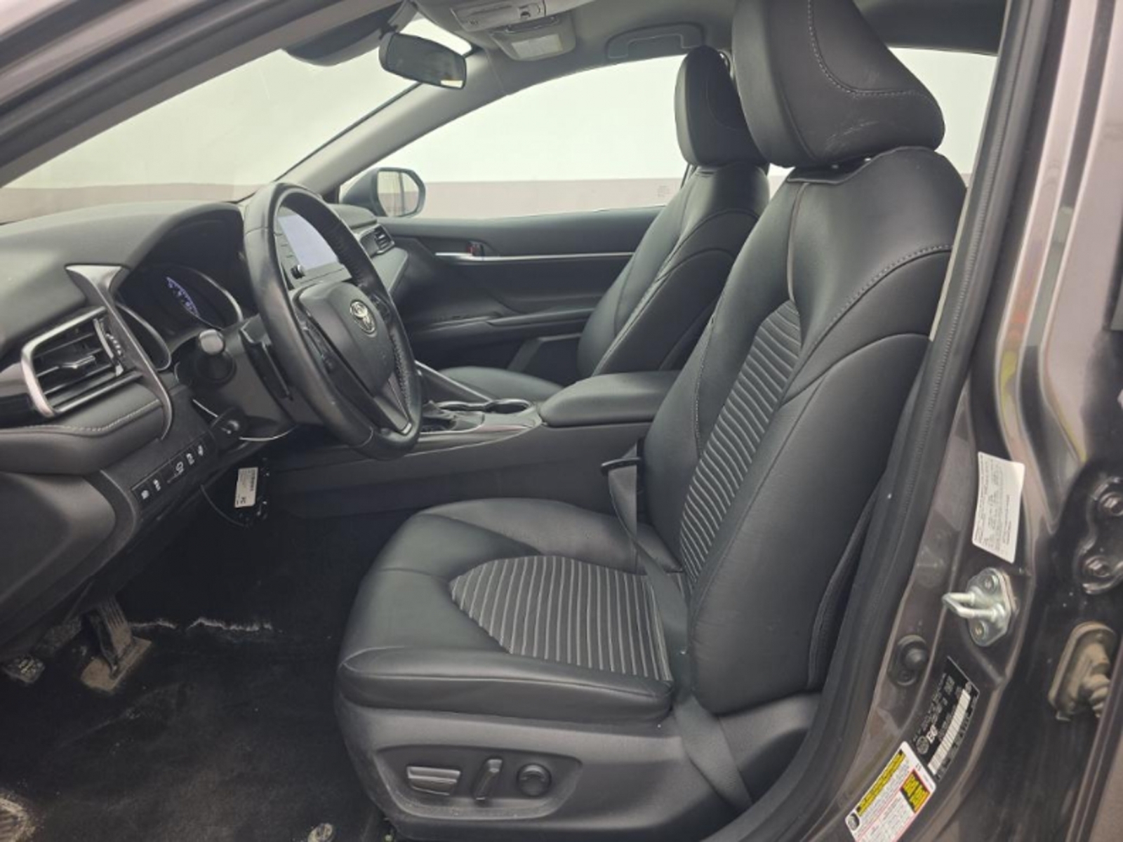 2023 TOYOTA  CAMRY  Sedan 4D SE 2.5L I4, 39950, Photo