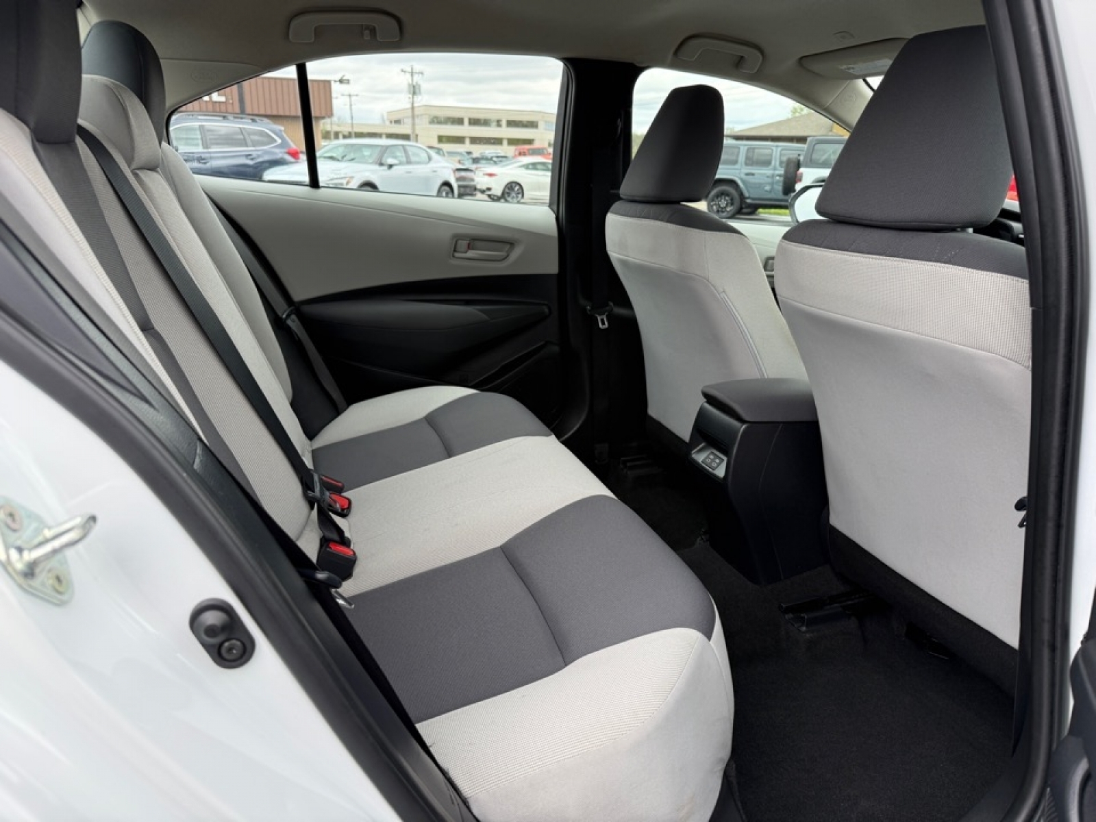 2023 Toyota Corolla LE, 39680, Photo