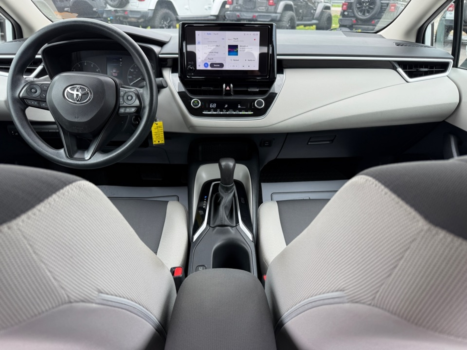 2023 Toyota Corolla LE, 39680, Photo