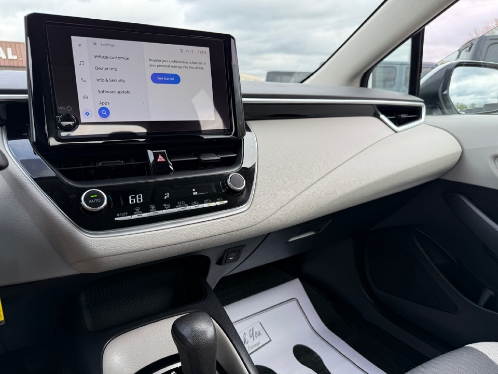 2023 Toyota Corolla LE, 39680, Photo