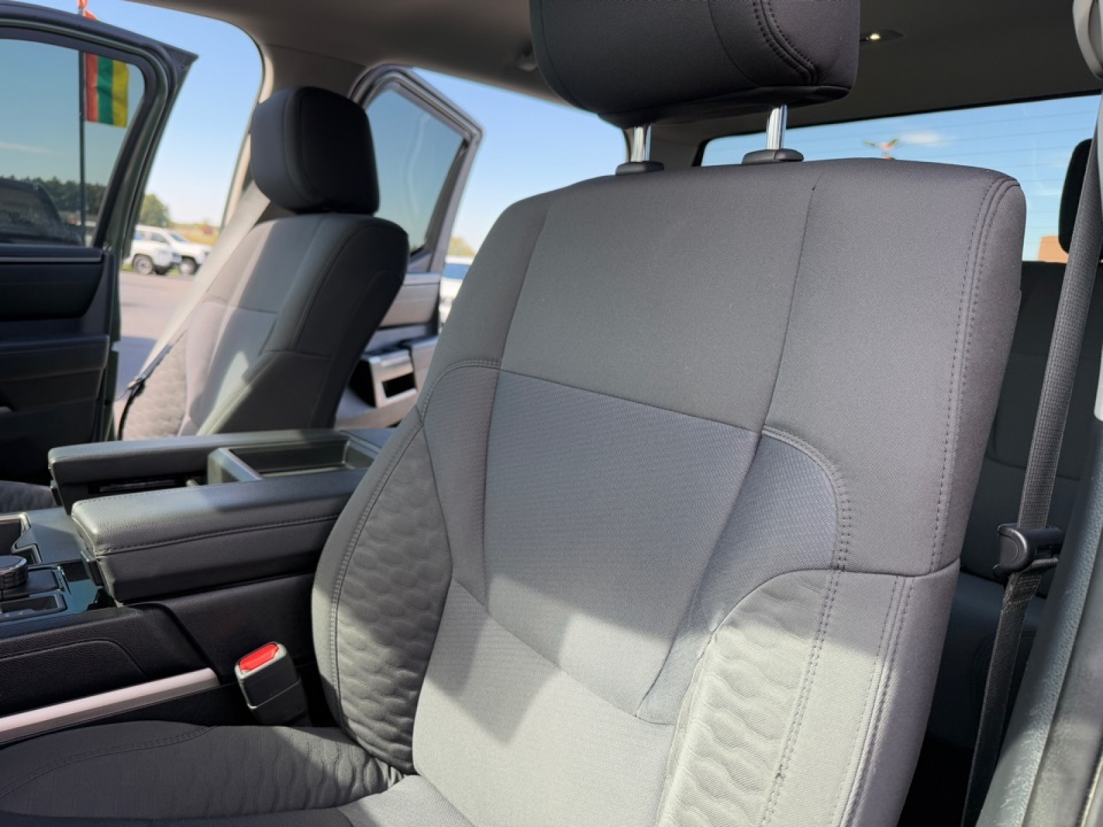 2023 Toyota Tundra SR5, 39036, Photo