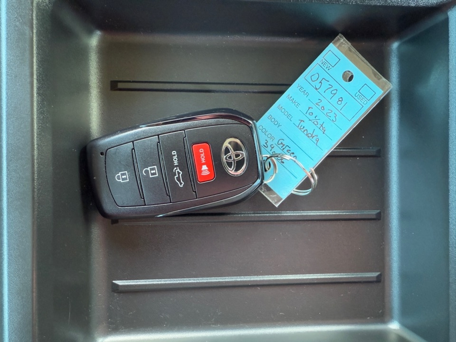 2023 Toyota Tundra SR5, 39036, Photo