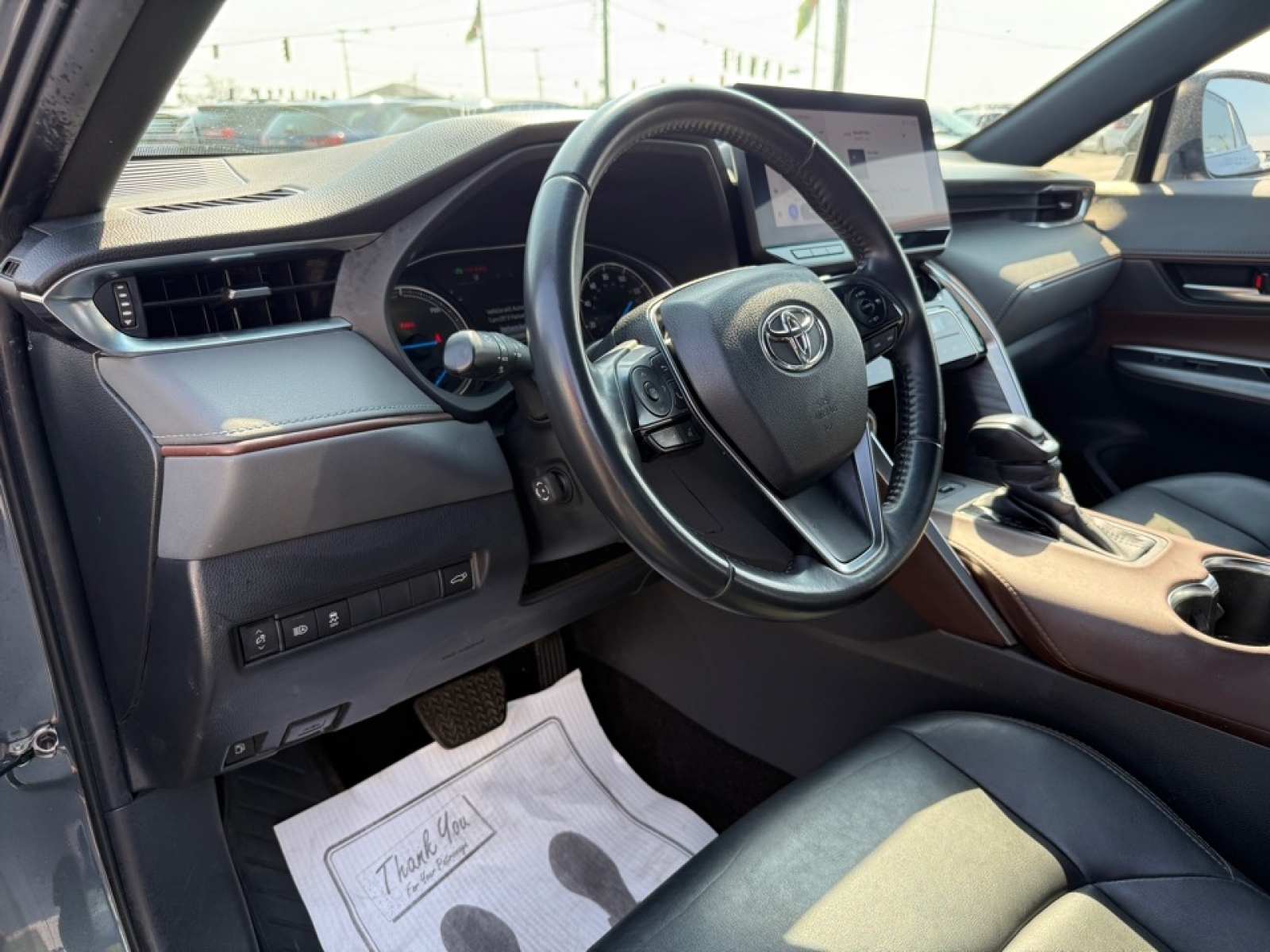 2023 Toyota Venza XLE, 39635, Photo