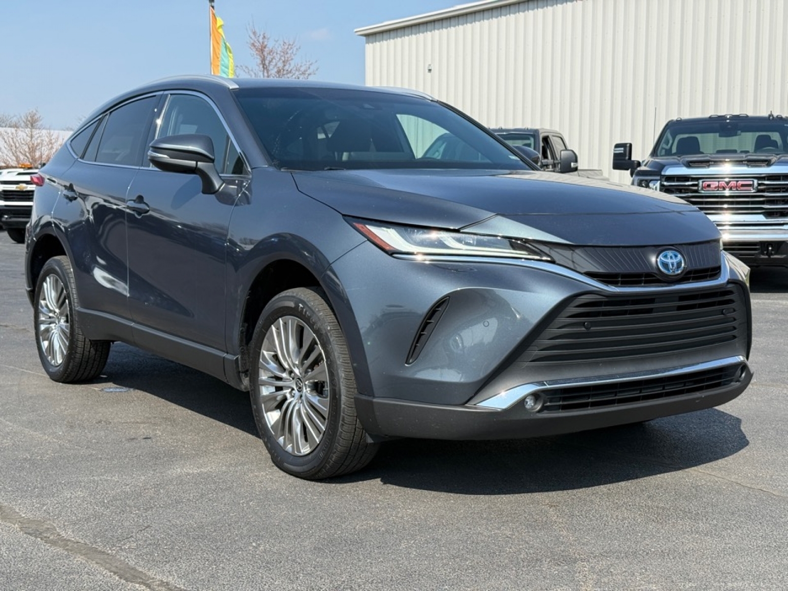 2023 Toyota Venza XLE, 39635, Photo