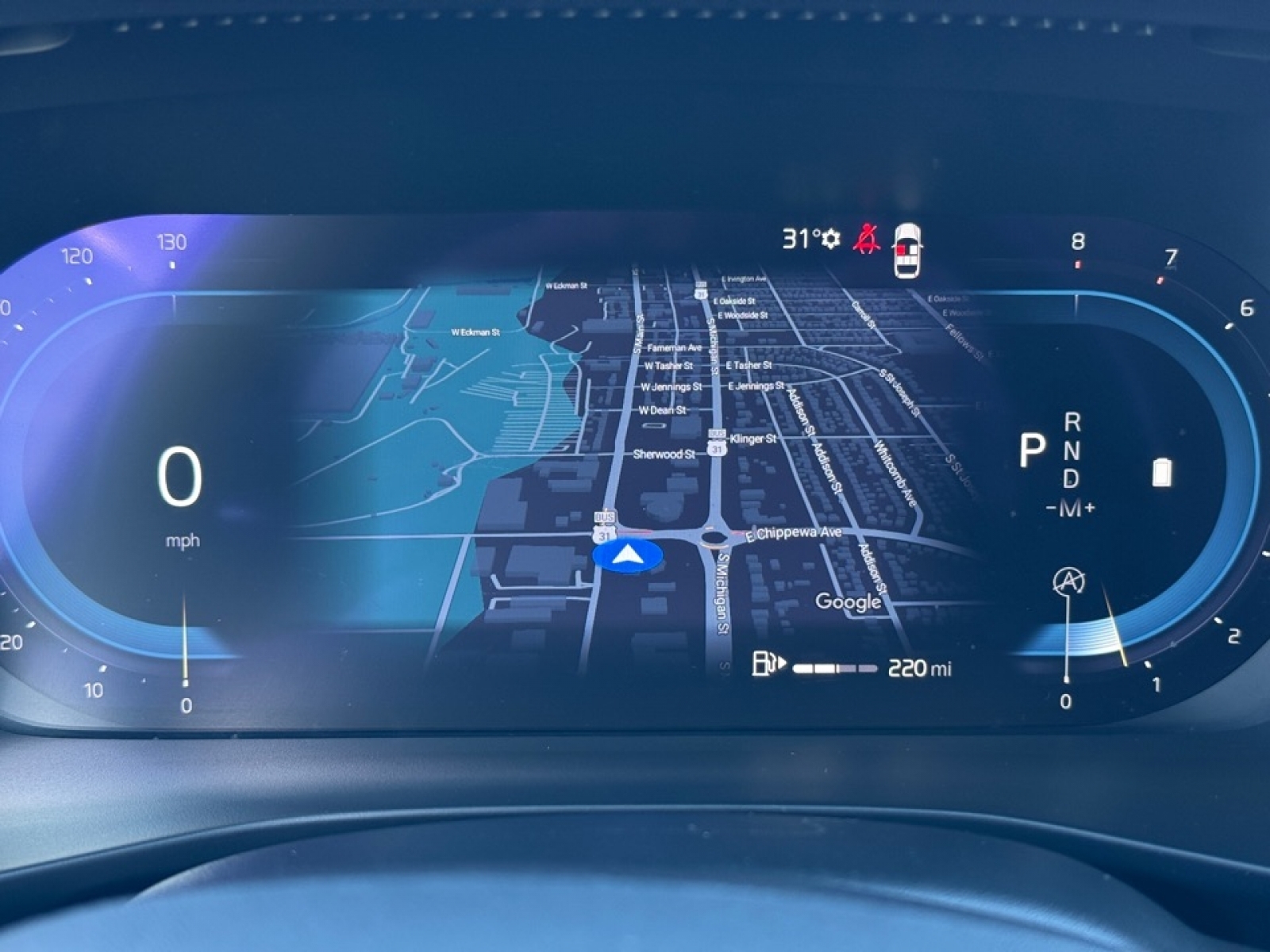 2023 Volvo XC40 B5 Plus Bright Theme, 39451, Photo