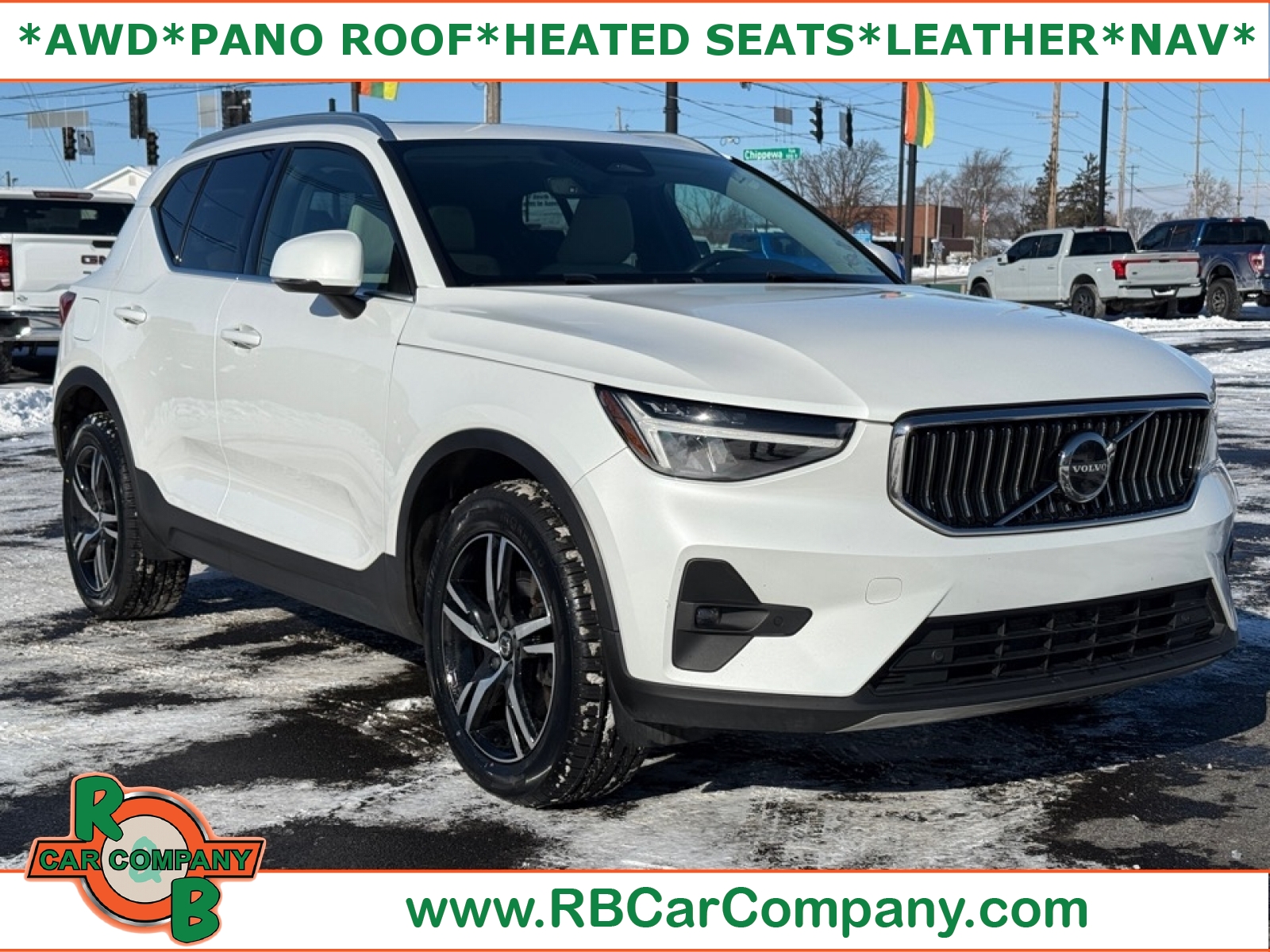 2023 Volvo XC40 B5 Plus Bright Theme, 39451, Photo