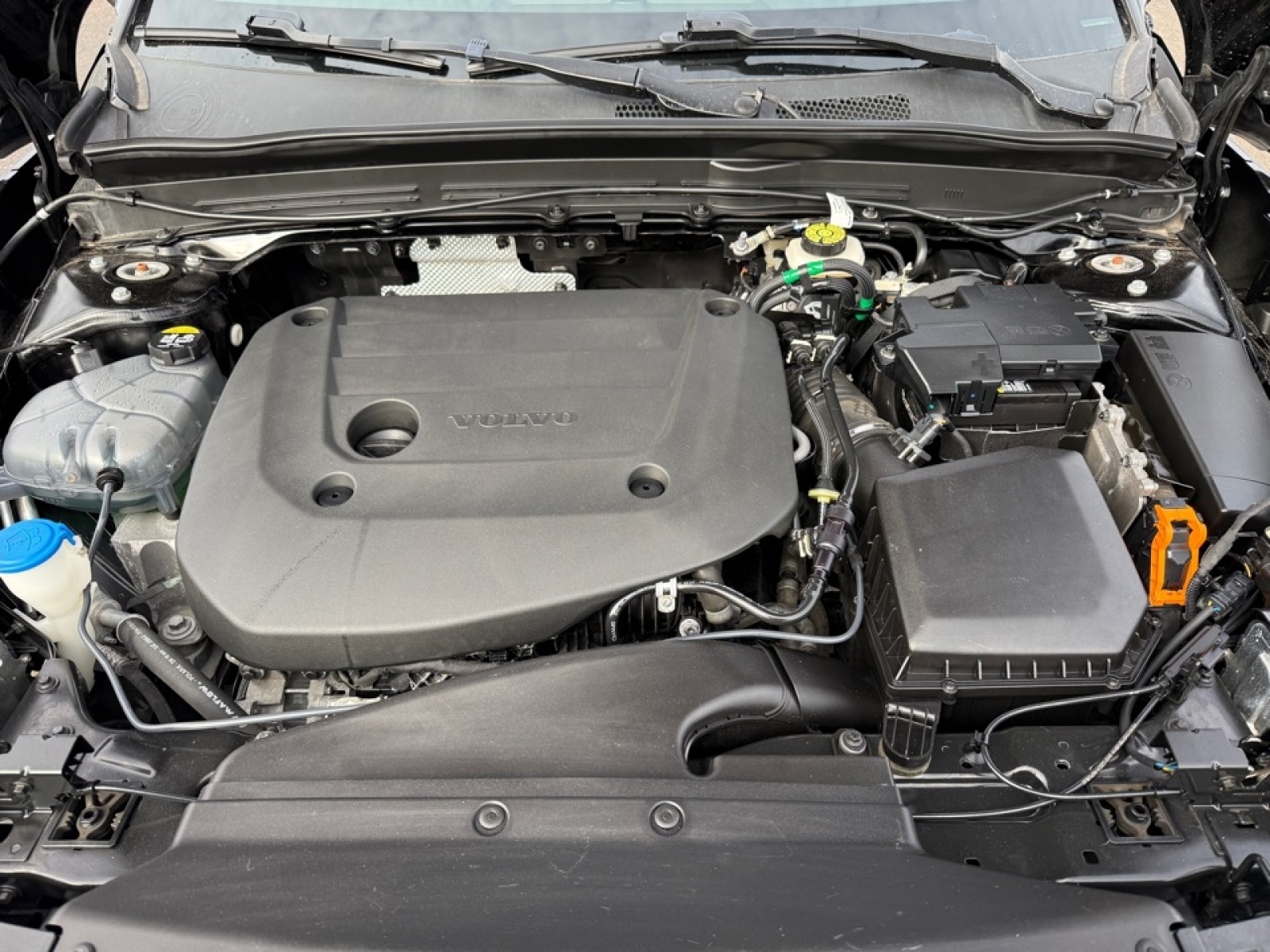 2023 Volvo XC40 B5 Core, 39638, Photo