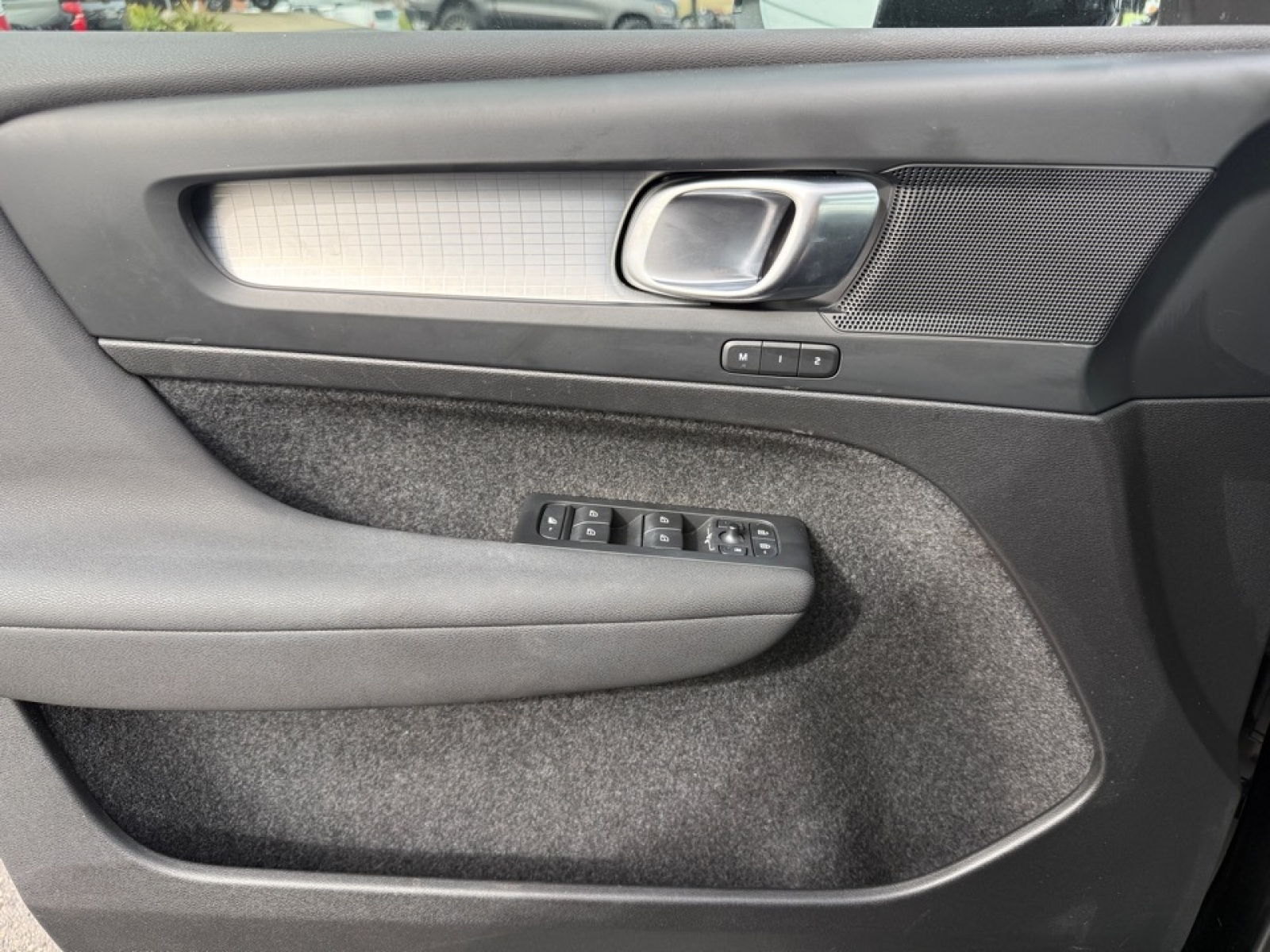 2023 Volvo XC40 B5 Core, 39638, Photo