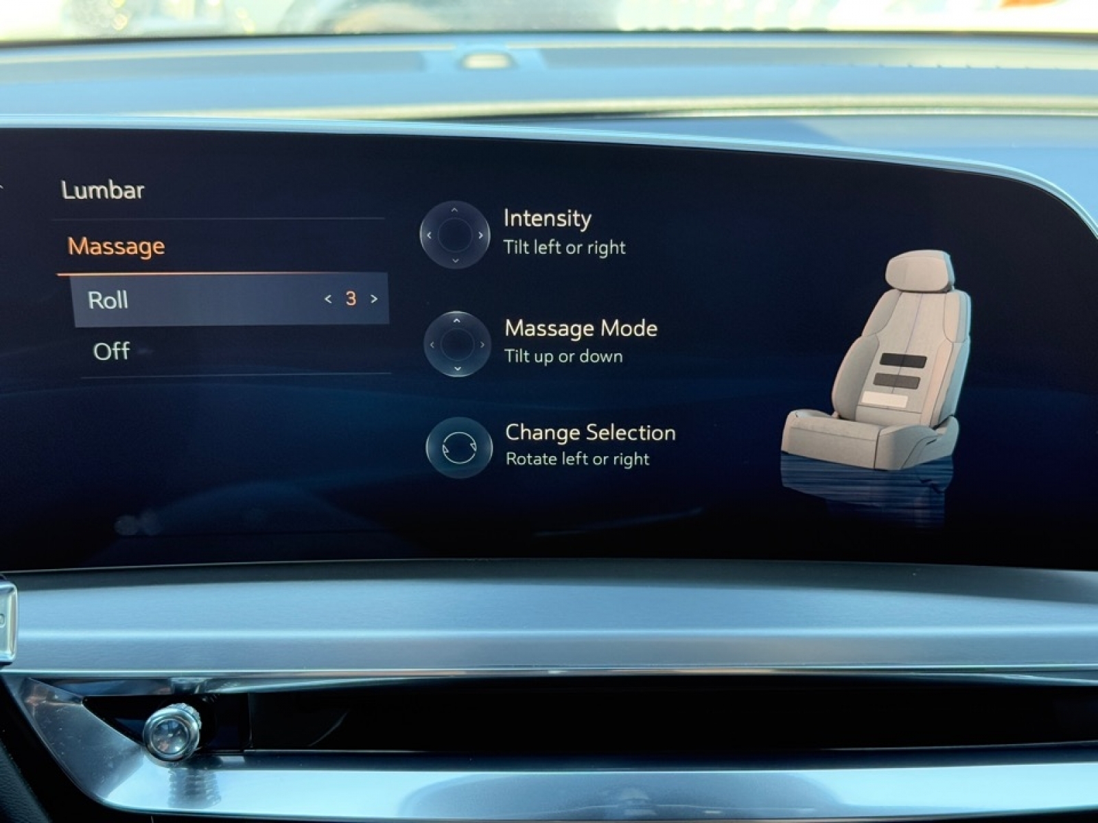 2024 Cadillac LYRIQ Luxury w/1SE, 39000, Photo