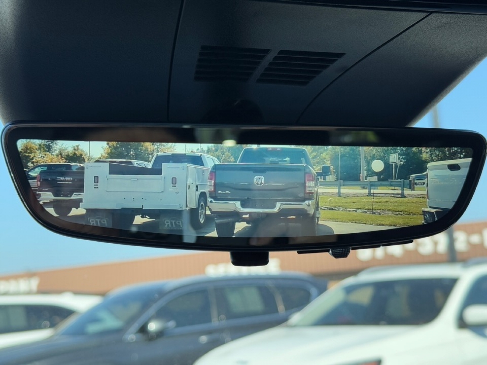 2024 Cadillac LYRIQ Luxury w/1SE, 39000, Photo