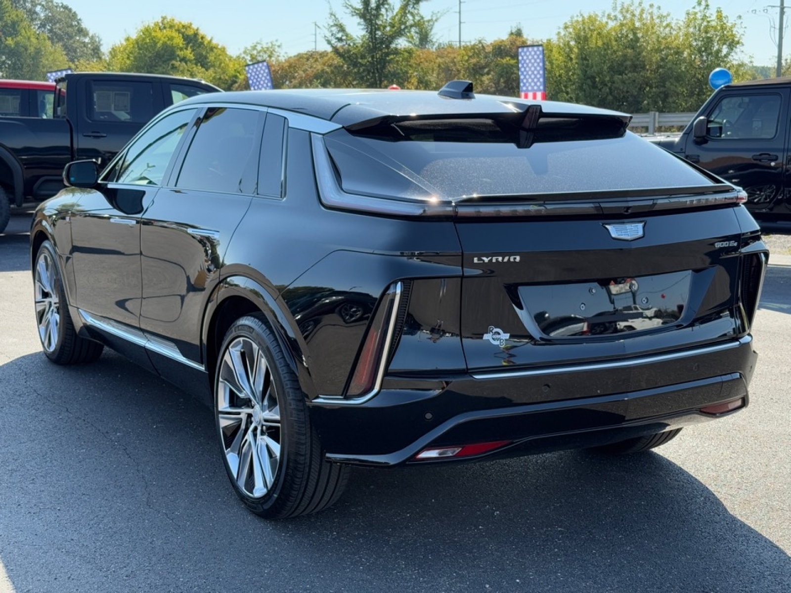 2024 Cadillac LYRIQ Luxury w/1SE, 39000, Photo