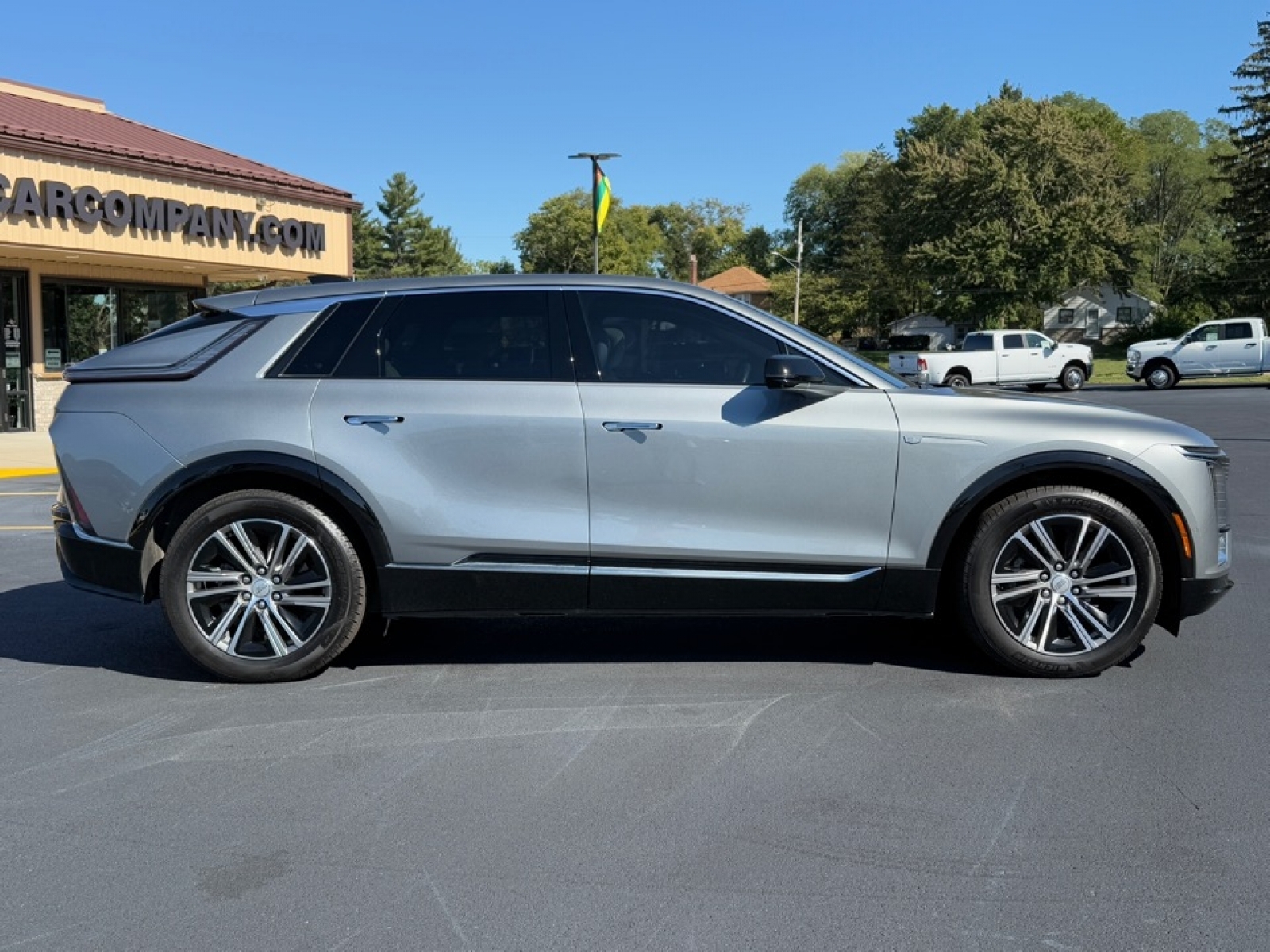 2024 Cadillac LYRIQ Luxury w/1SC, 39047, Photo