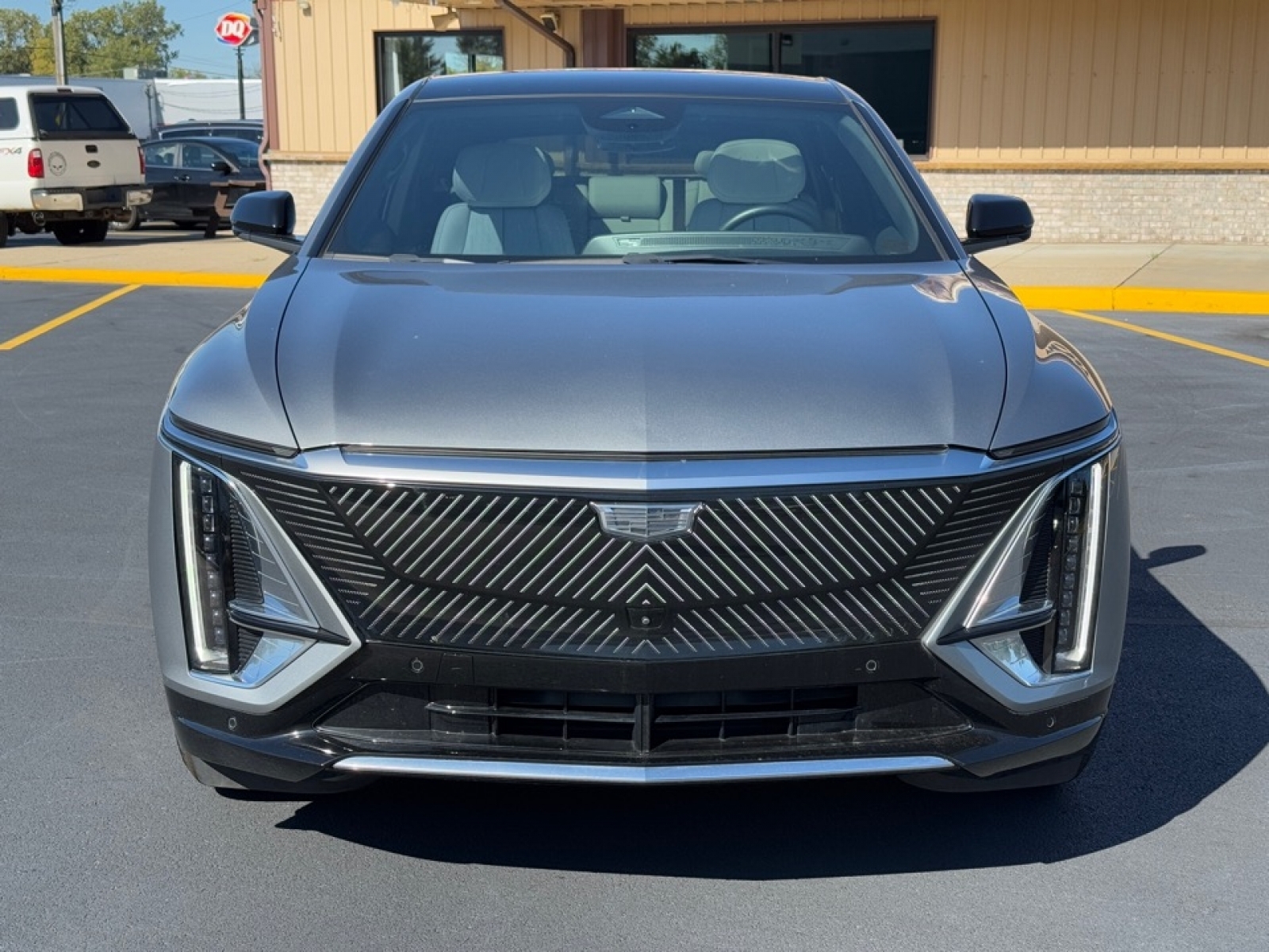 2024 Cadillac LYRIQ Luxury w/1SC, 39047, Photo