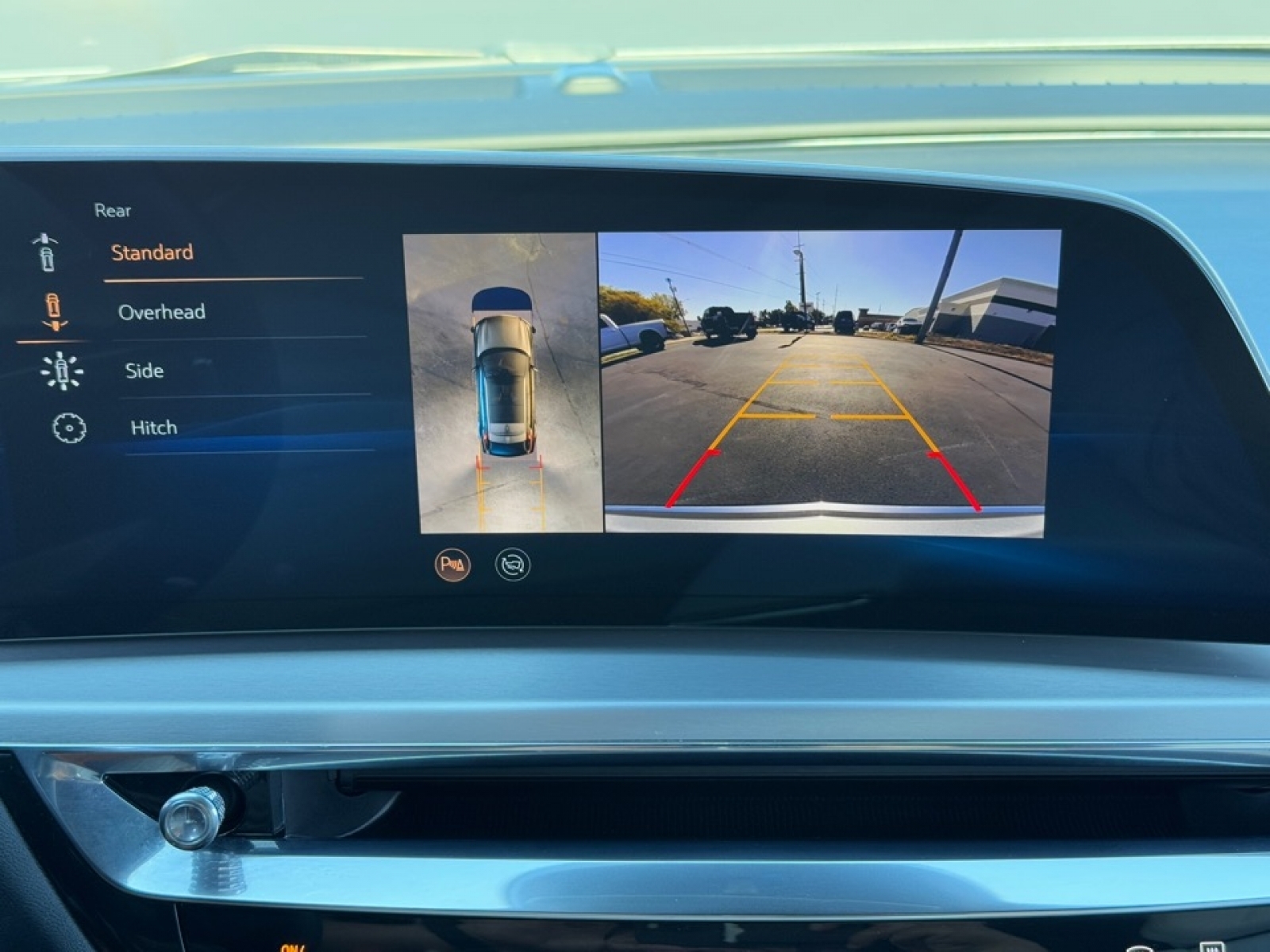 2024 Cadillac LYRIQ Luxury w/1SC, 39047, Photo