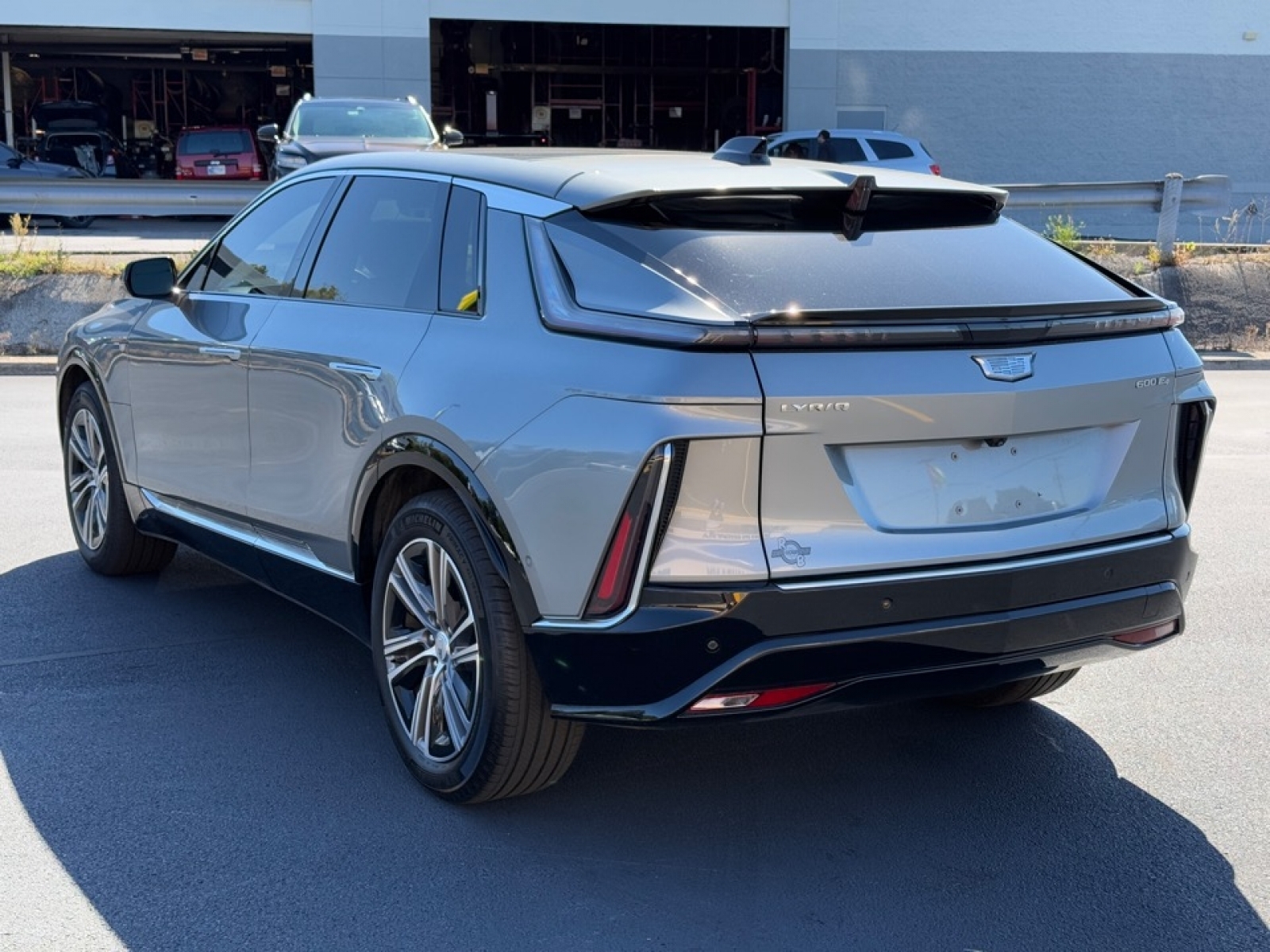 2024 Cadillac LYRIQ Luxury w/1SC, 39047, Photo