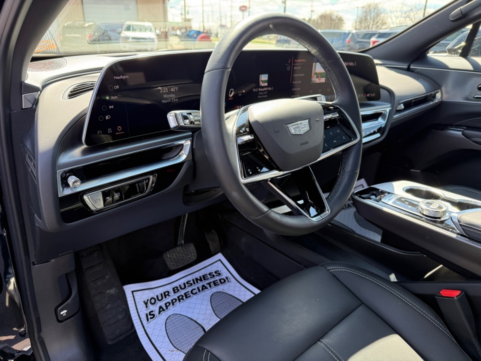 2024 Cadillac LYRIQ Tech w/1SA, 39661, Photo