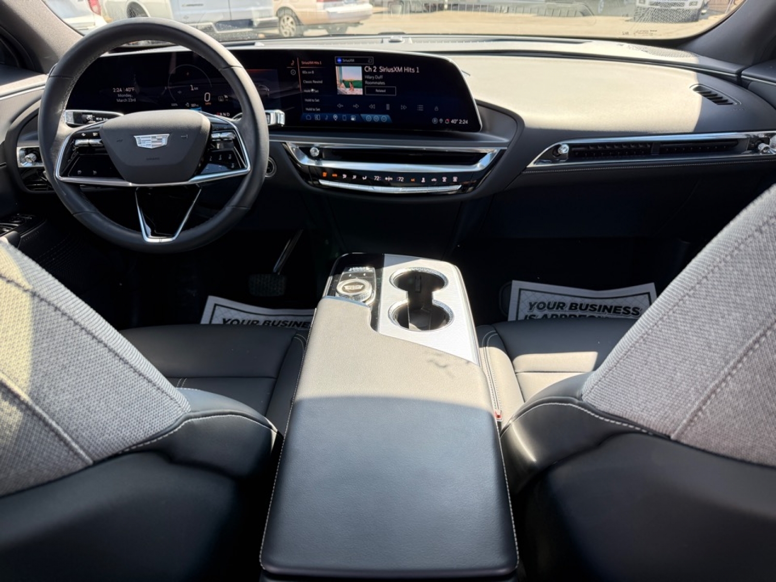 2024 Cadillac LYRIQ Tech w/1SA, 39661, Photo