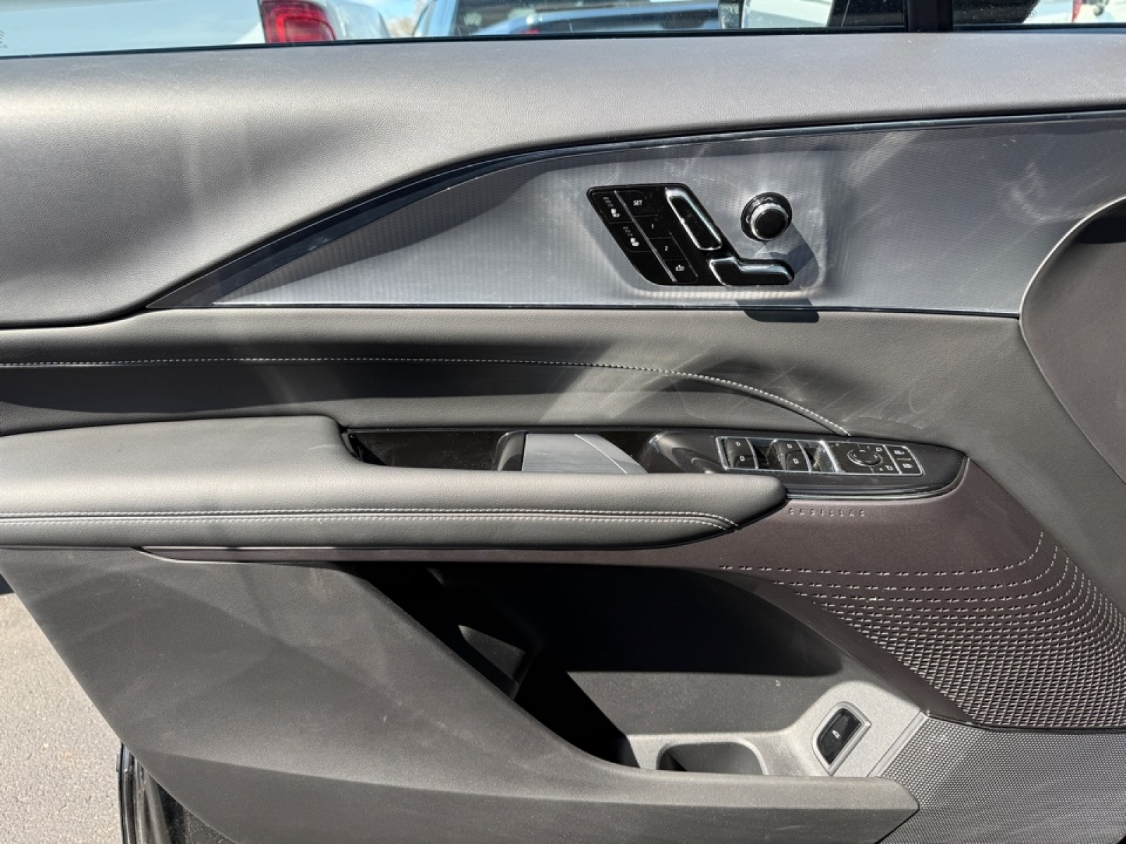 2024 Cadillac LYRIQ Tech w/1SA, 39661, Photo