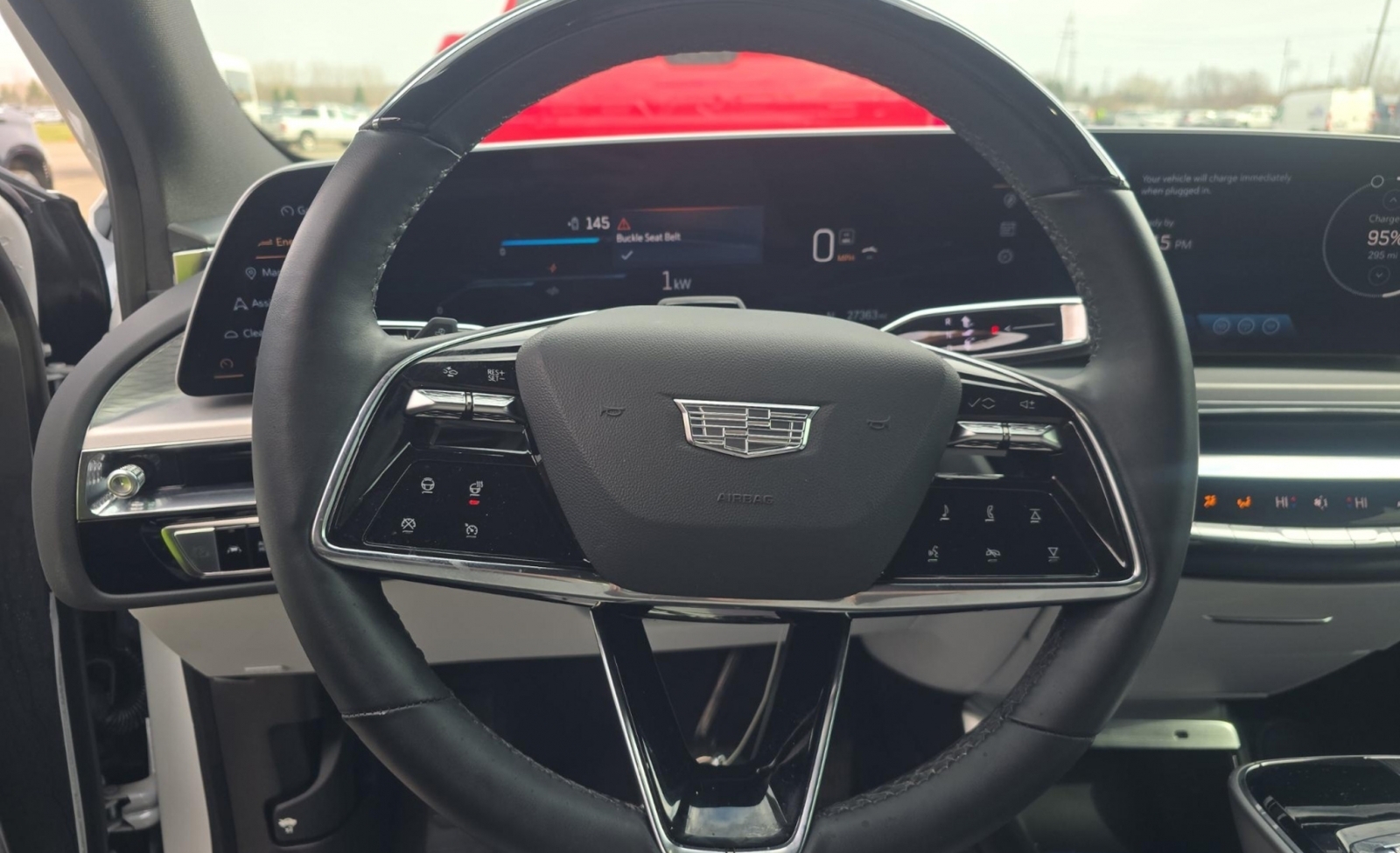 2024 Cadillac LYRIQ Luxury w/1SD, 39905, Photo