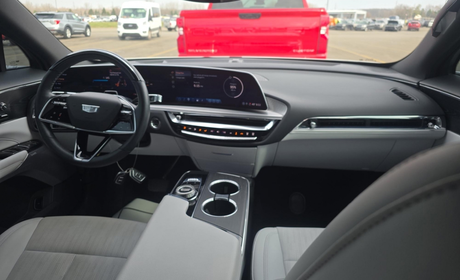 2024 Cadillac LYRIQ Luxury w/1SD, 39905, Photo