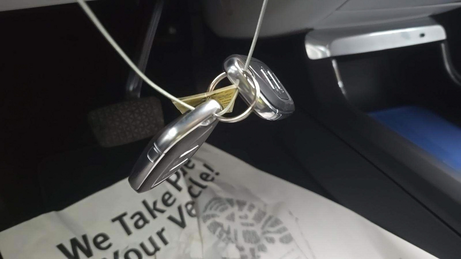 2024 Cadillac LYRIQ Luxury w/1SD, 39905, Photo