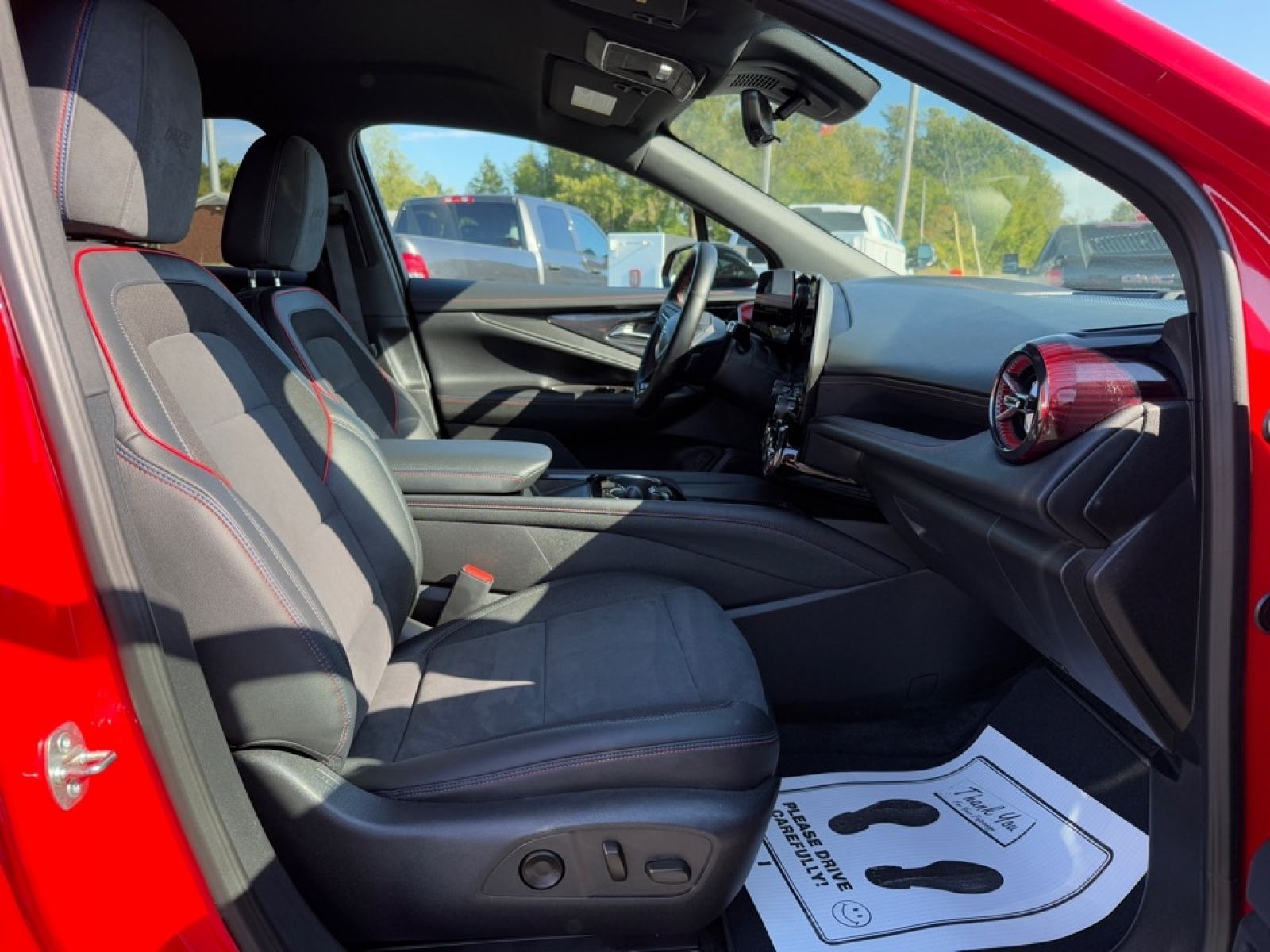 2024 Chevrolet Blazer EV eAWD RS, 39049, Photo