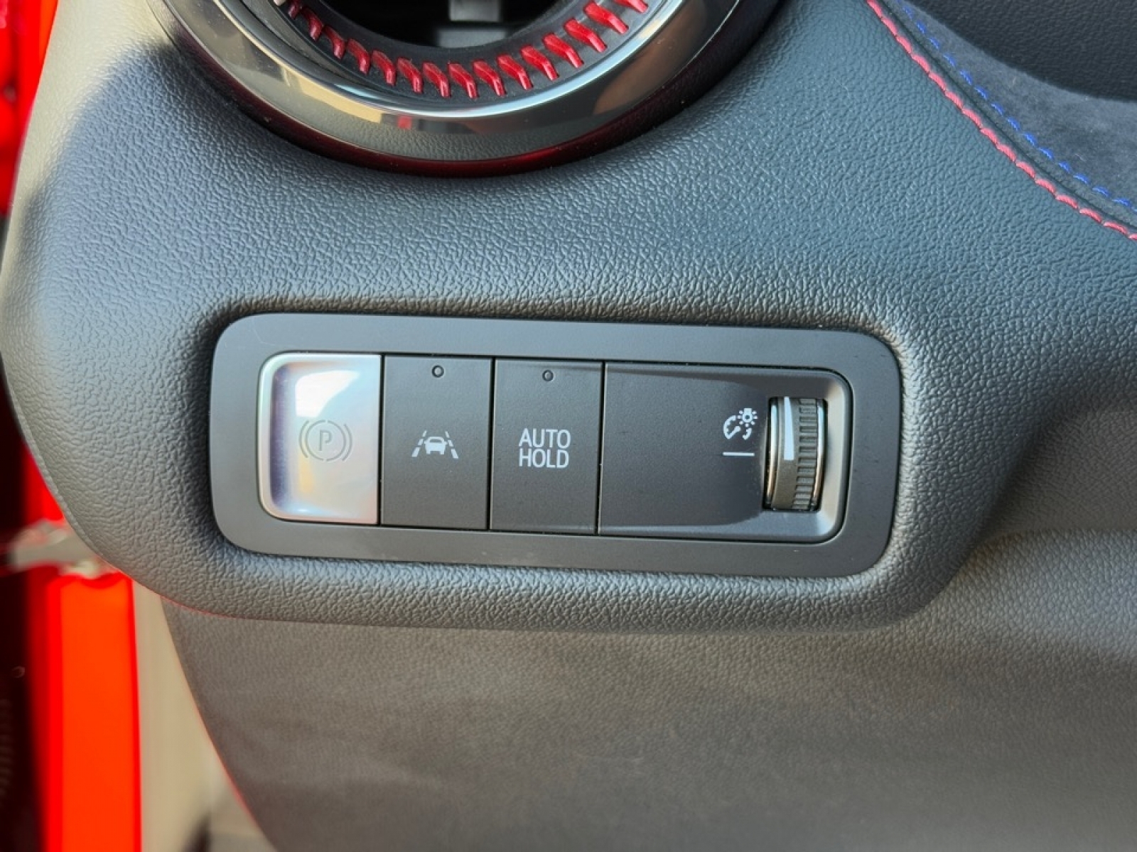 2024 Chevrolet Blazer EV eAWD RS, 39049, Photo