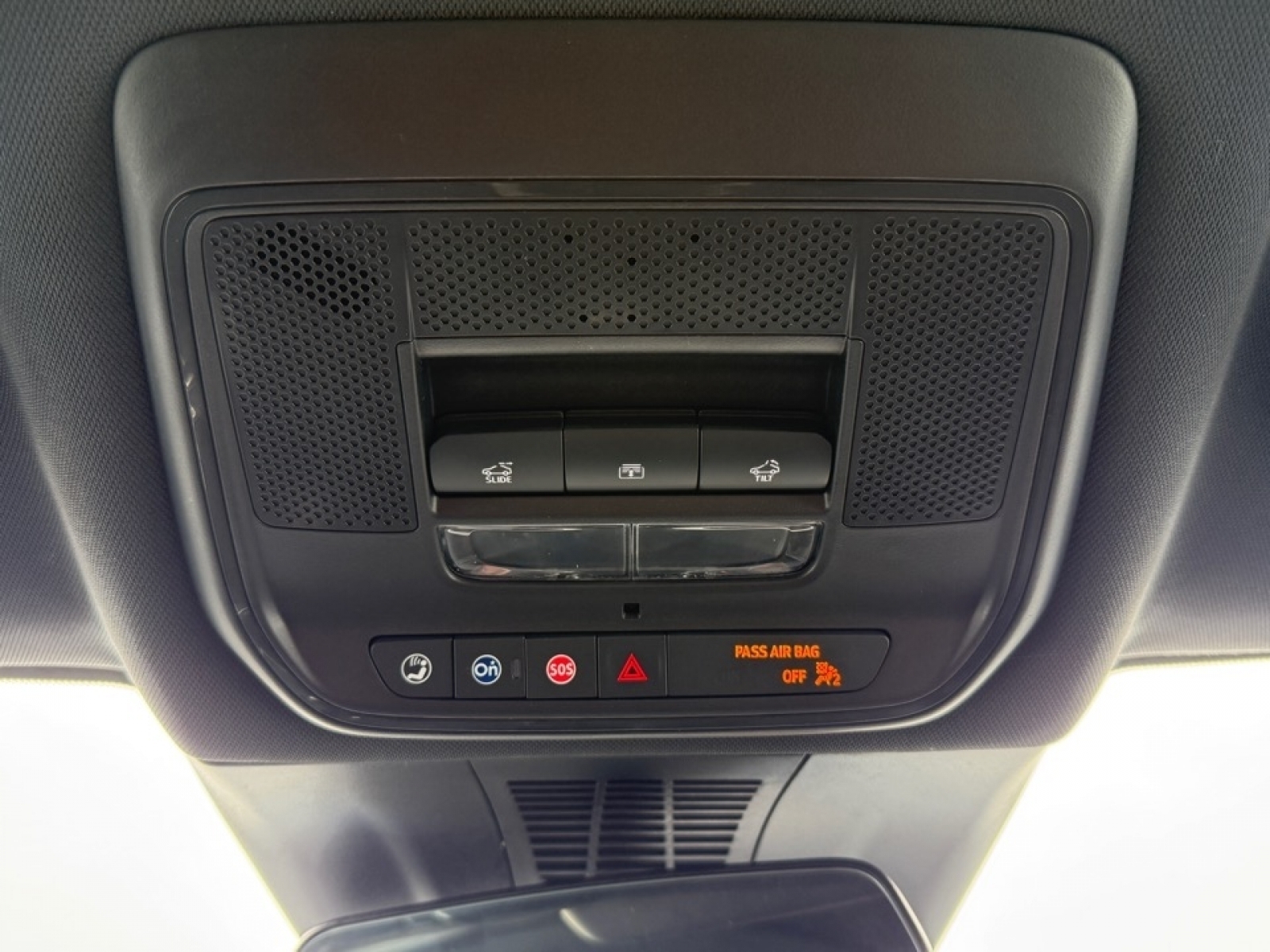 2024 Chevrolet Blazer EV eAWD 2LT, 39290, Photo