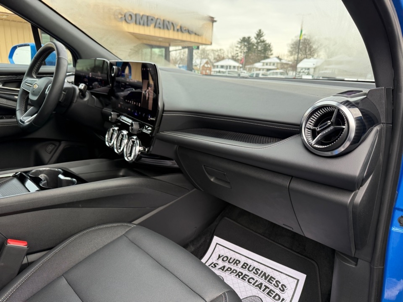 2024 Chevrolet Blazer EV eAWD 2LT, 39290, Photo