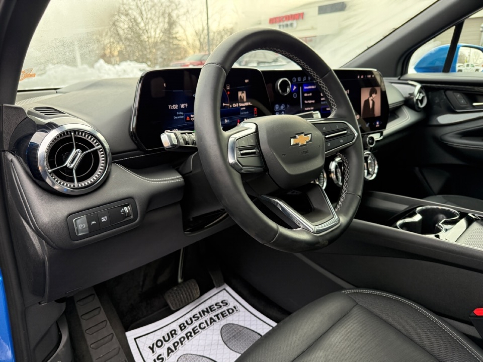 2024 Chevrolet Blazer EV eAWD 2LT, 39290, Photo