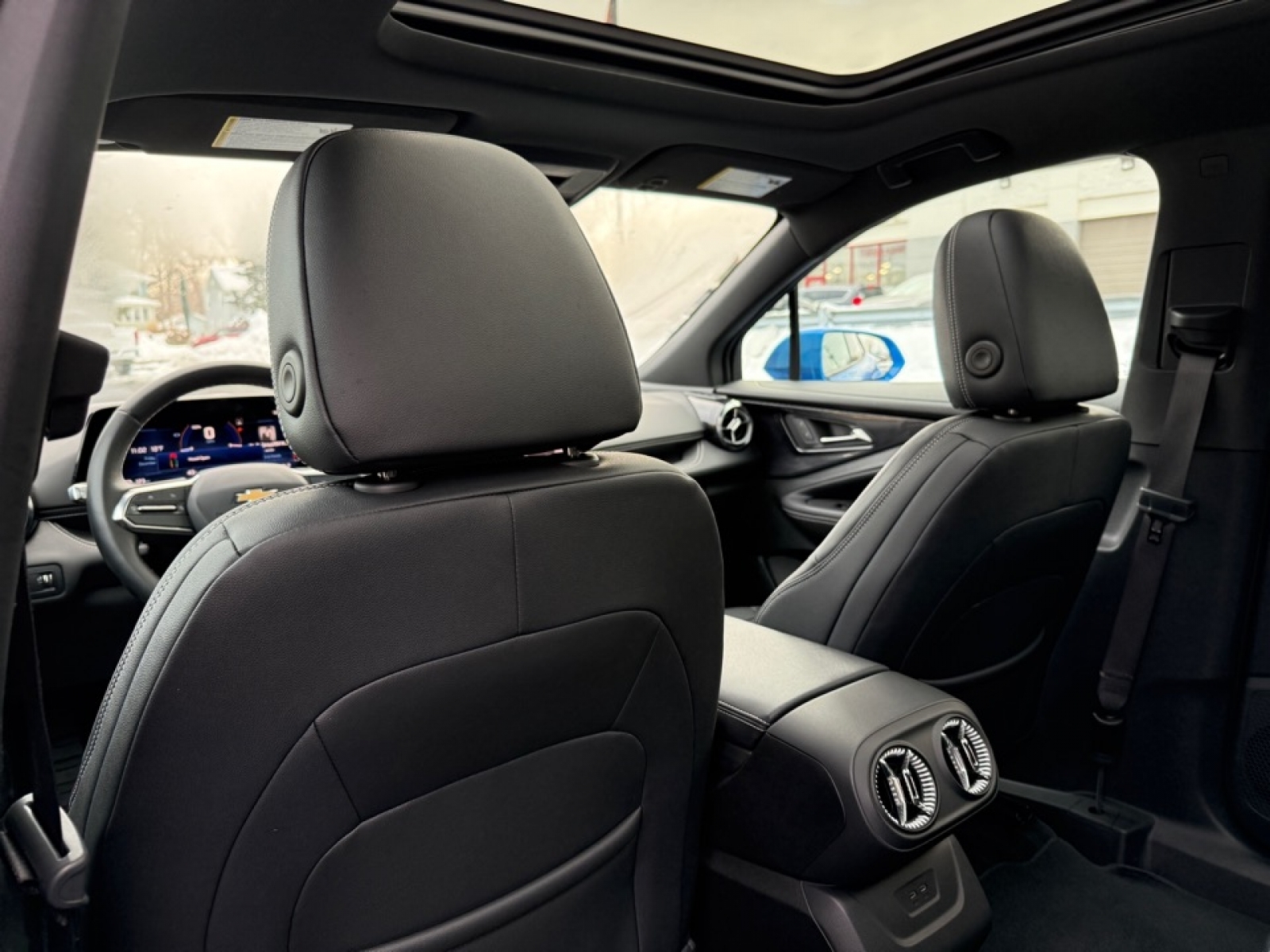 2024 Chevrolet Blazer EV eAWD 2LT, 39290, Photo