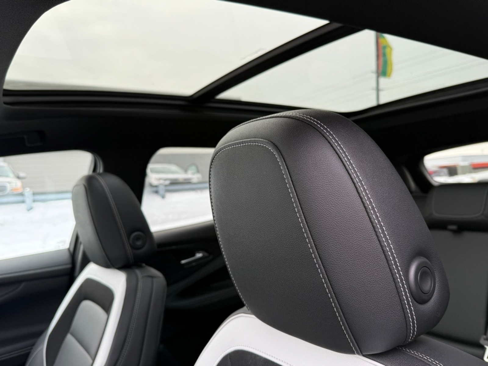 2024 Chevrolet Blazer EV eAWD 2LT, 39290, Photo