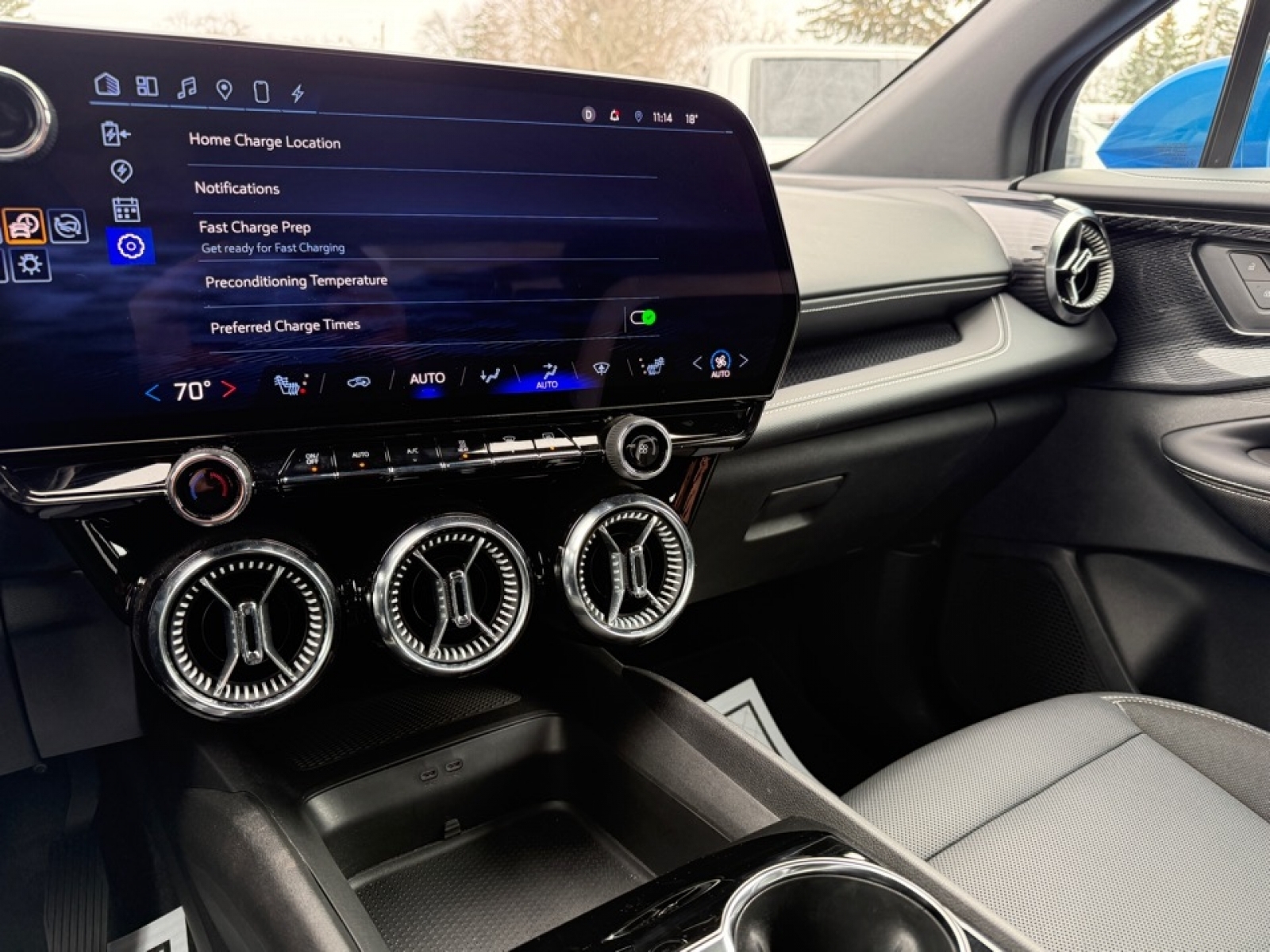 2024 Chevrolet Blazer EV eAWD 2LT, 39290, Photo