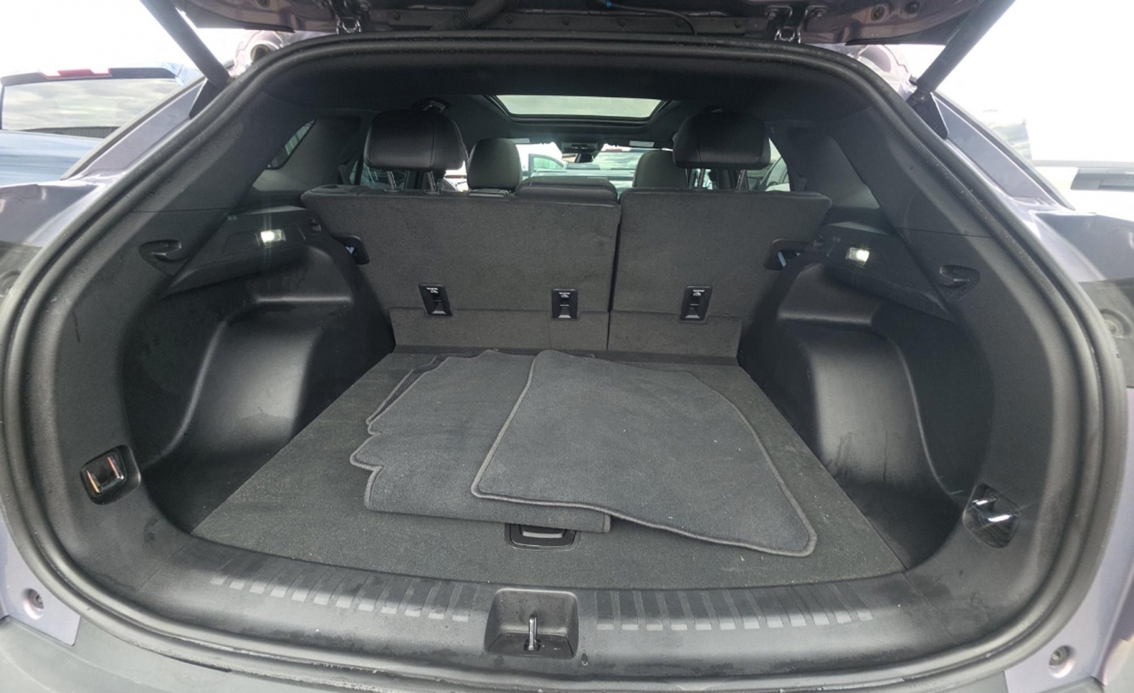 2024 Chevrolet Blazer EV eAWD 2LT, 39902, Photo