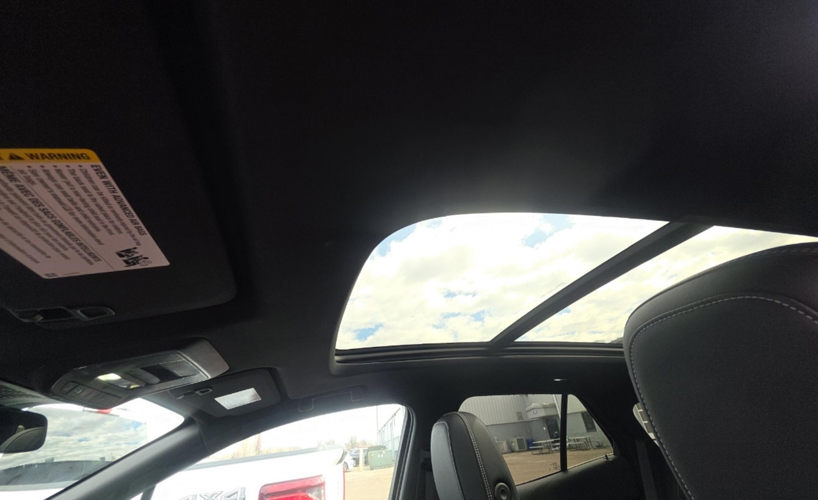 2024 Chevrolet Blazer EV eAWD 2LT, 39904, Photo