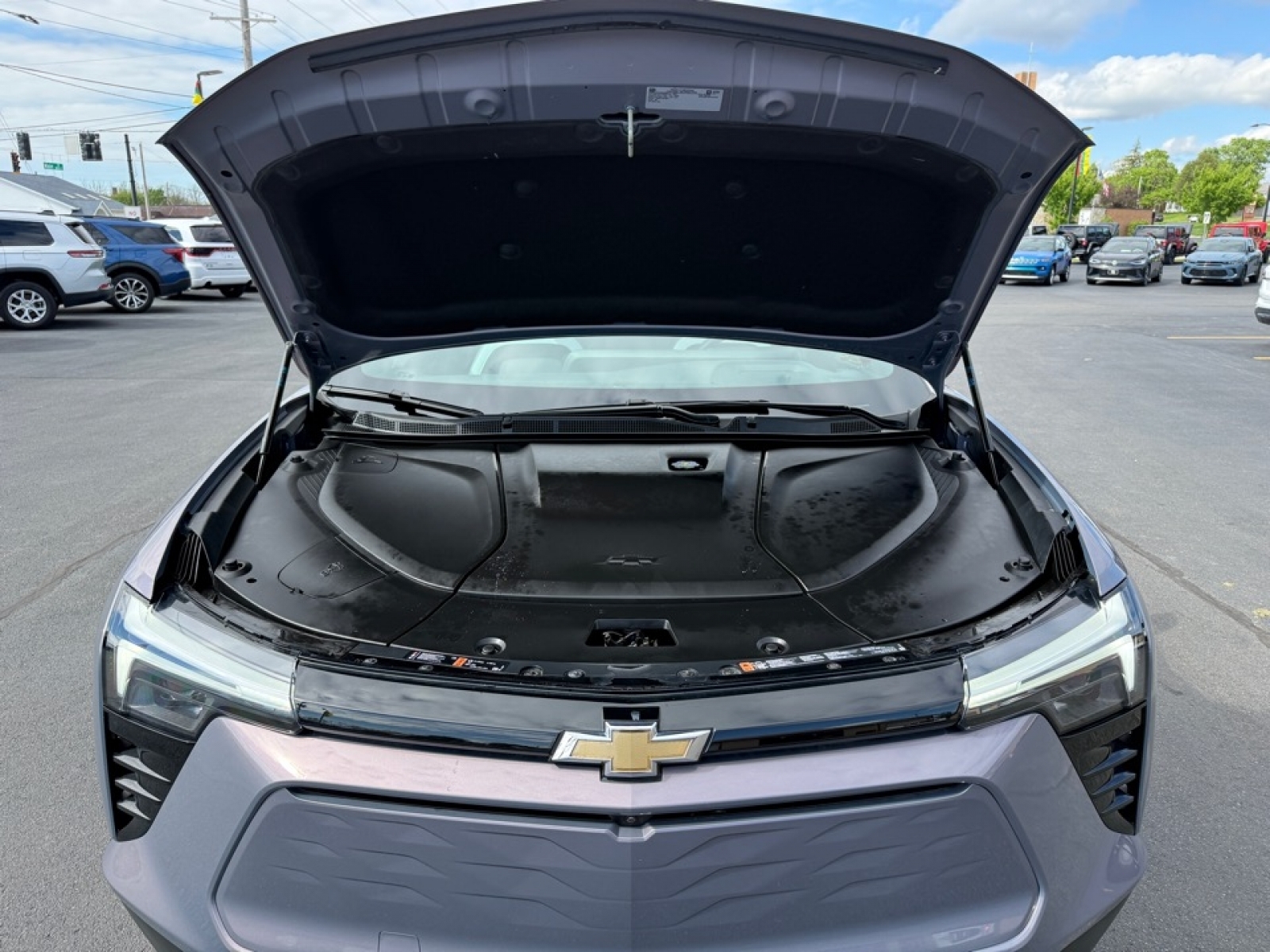 2024 Chevrolet Blazer EV eAWD 2LT, 39904, Photo