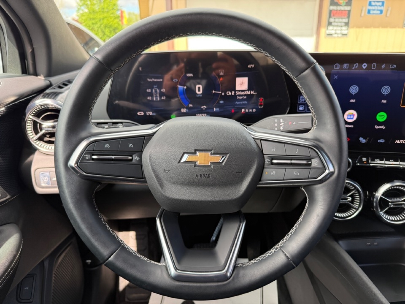 2024 Chevrolet Blazer EV eAWD 2LT, 39904, Photo