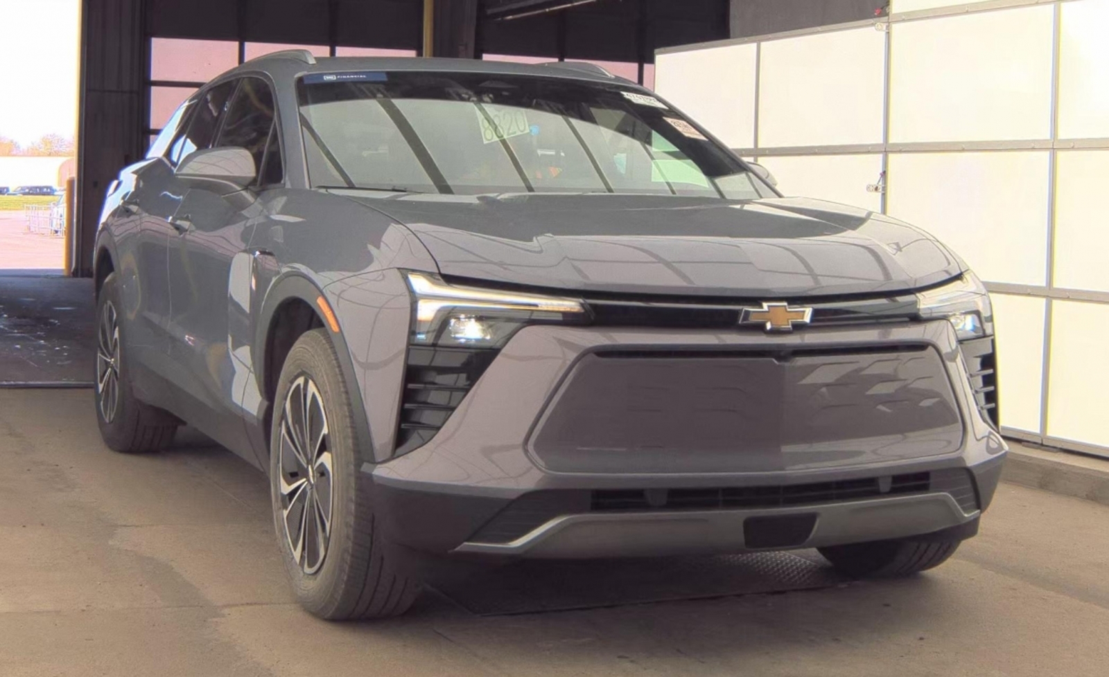 2024 Chevrolet Blazer EV eAWD 2LT, 39904, Photo